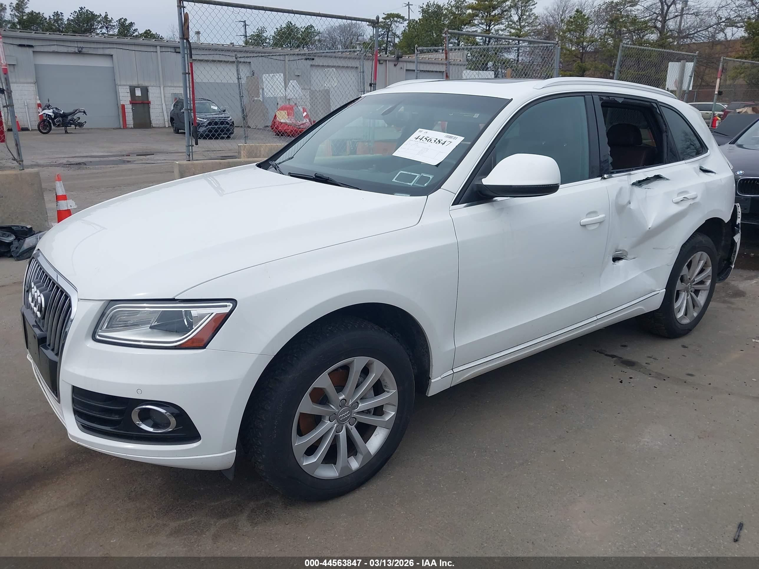 AUDI Q5 image 2