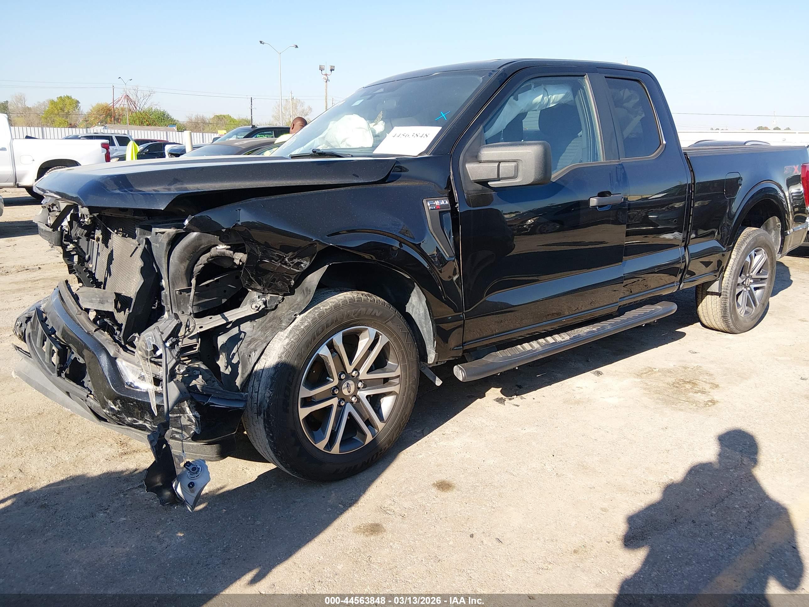 FORD F-150 image 2