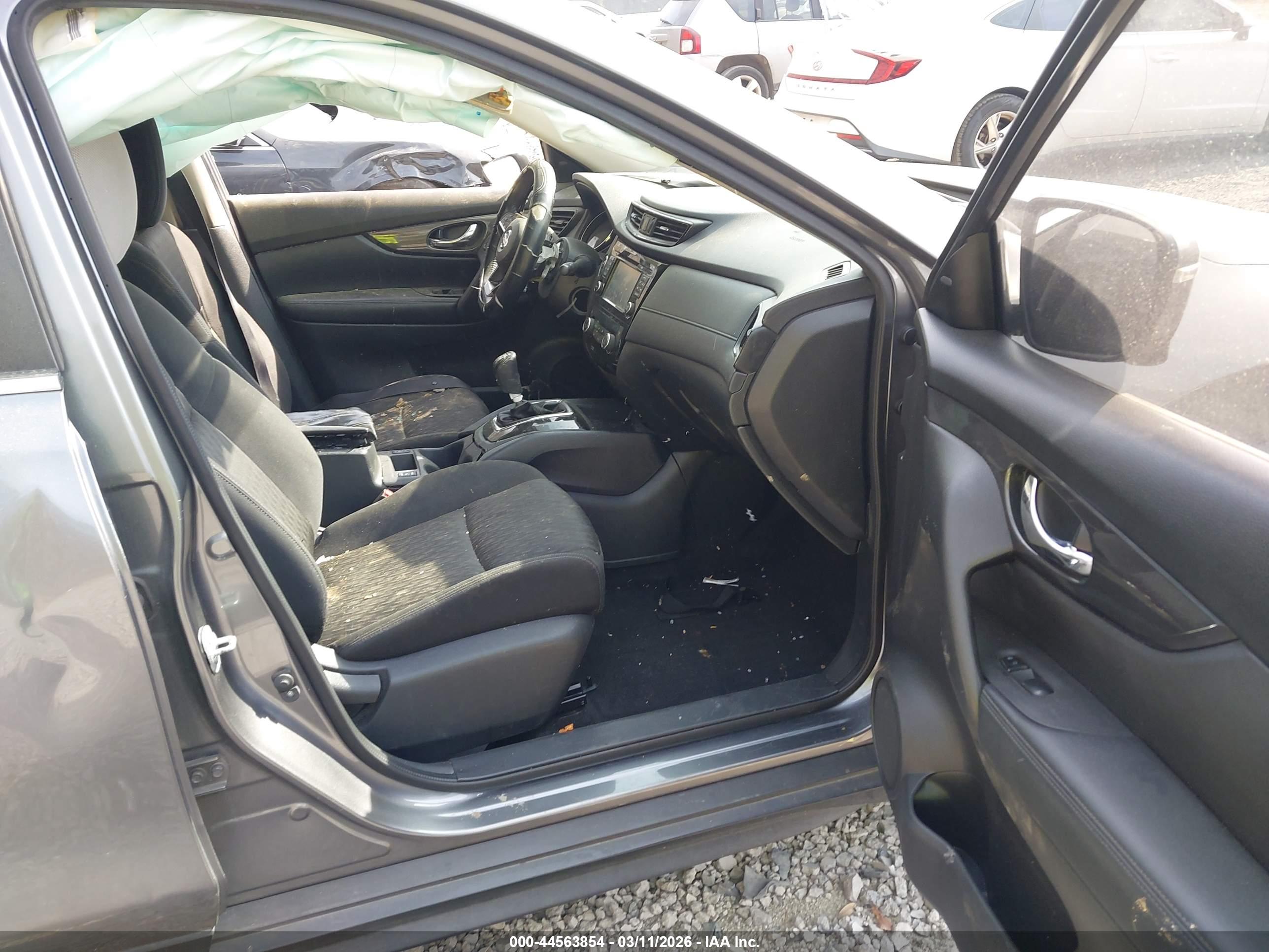 NISSAN ROGUE image 5