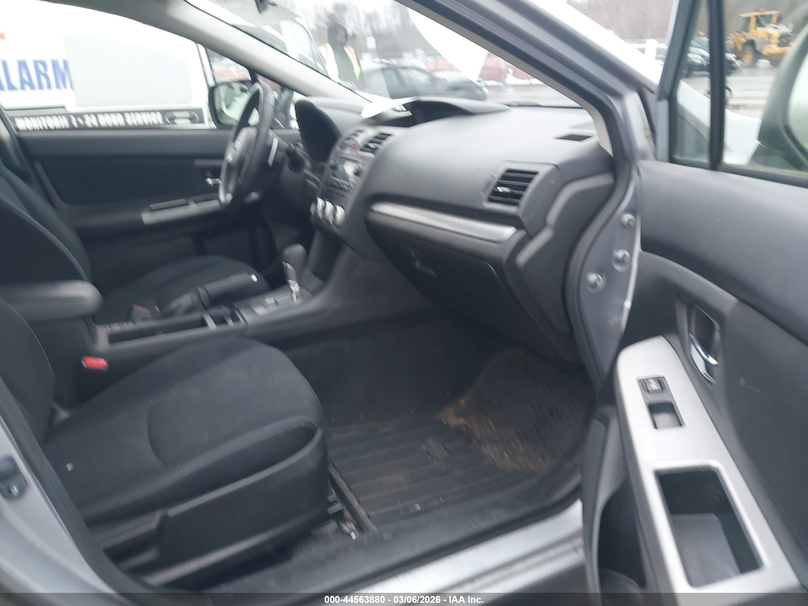 SUBARU XV image 5
