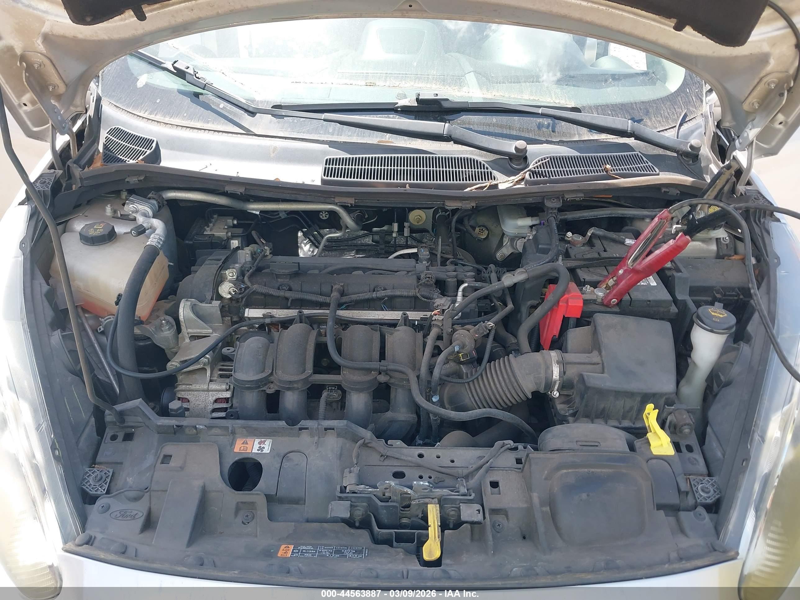 FORD FIESTA image 10