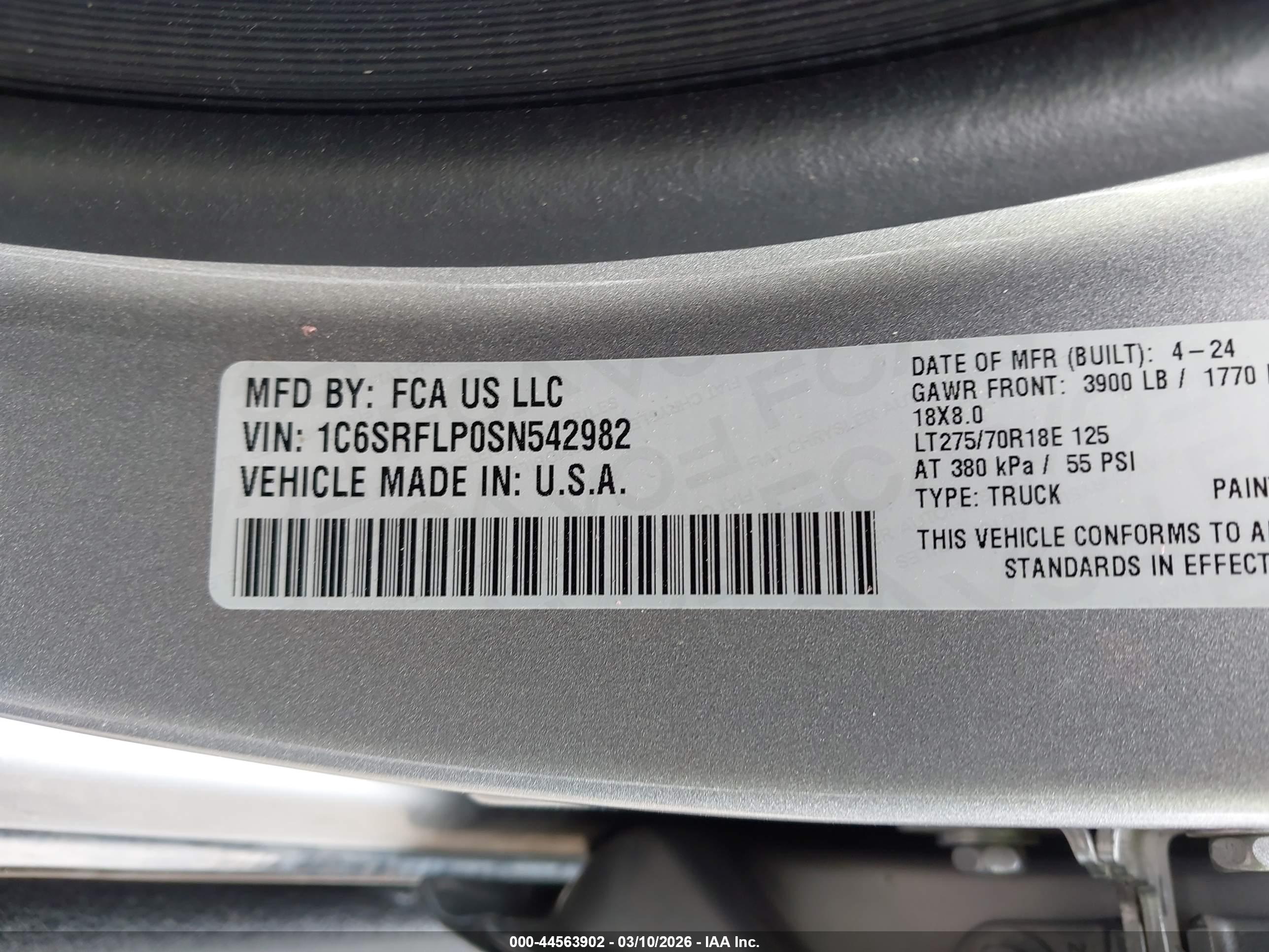 RAM 1500 image 9