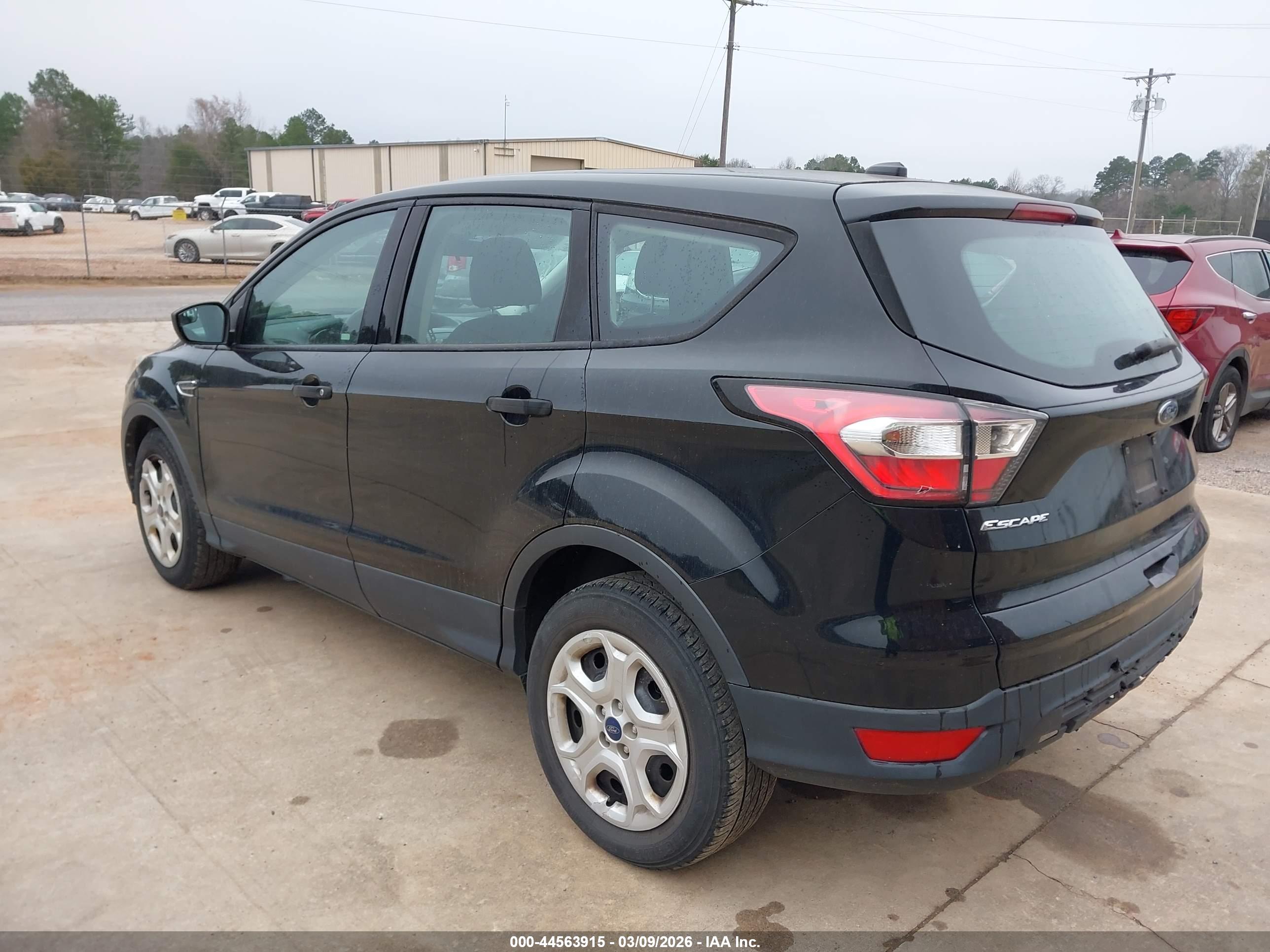 FORD ESCAPE image 3