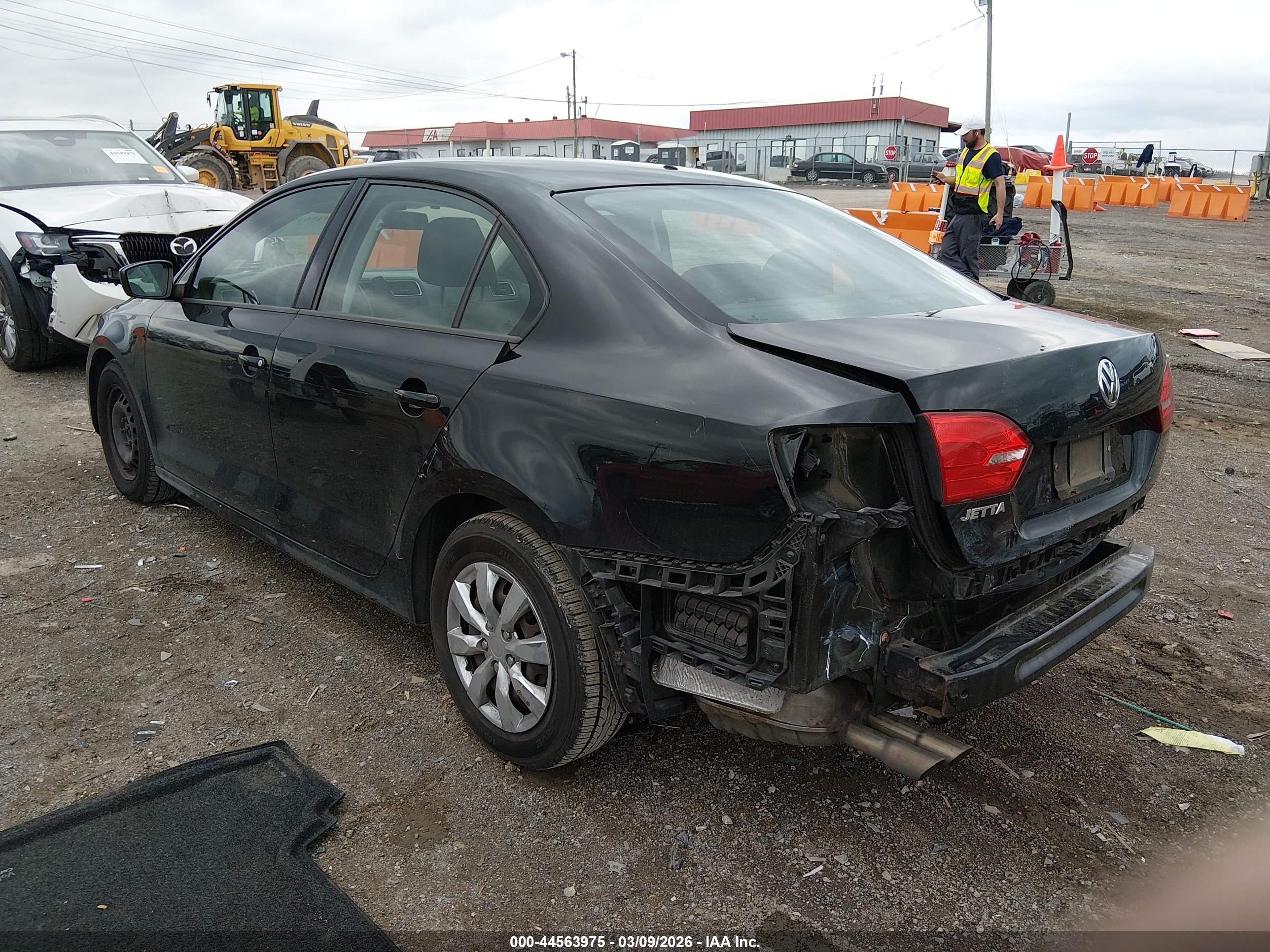 VOLKSWAGEN JETTA image 3