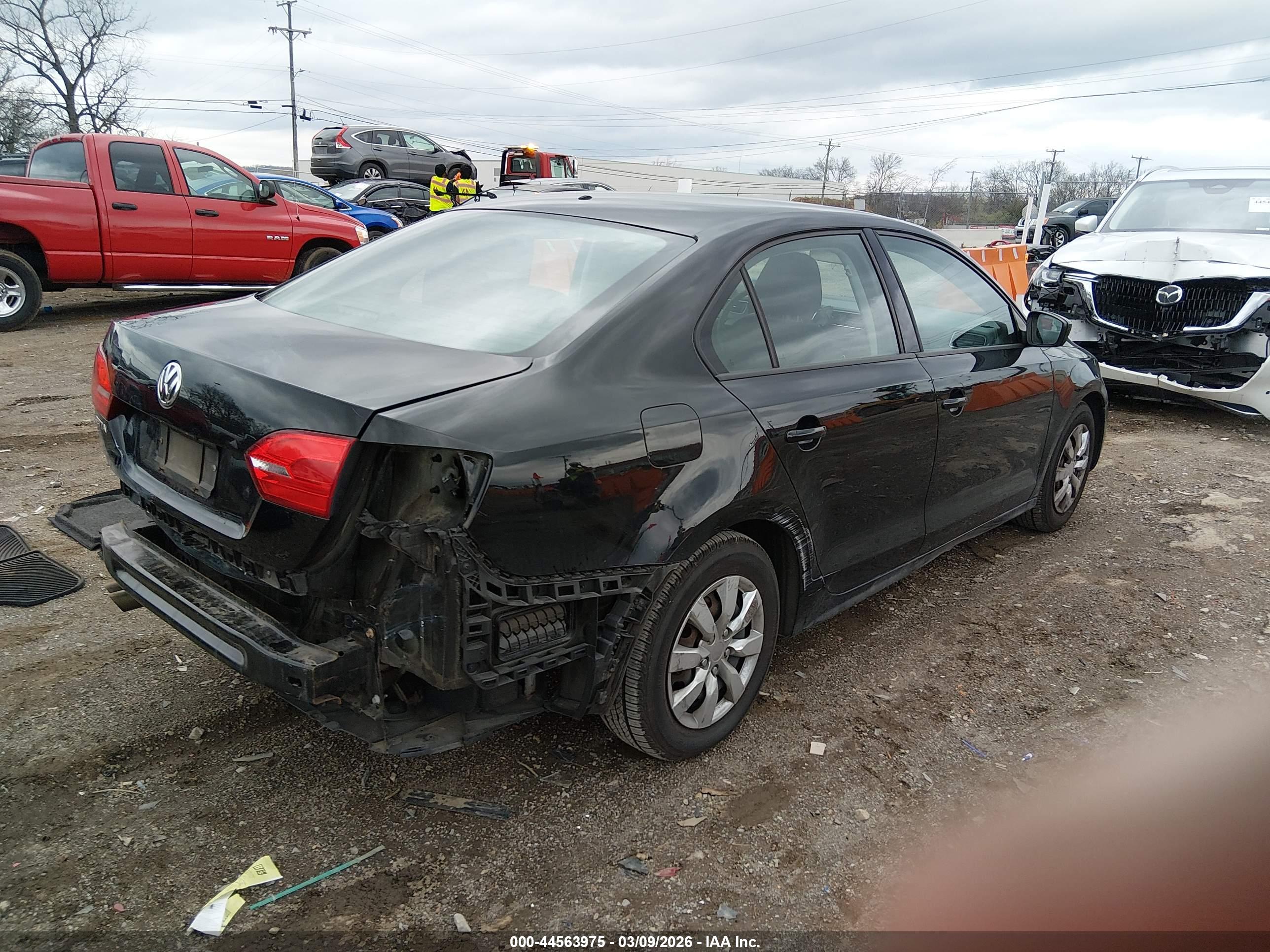 VOLKSWAGEN JETTA image 4