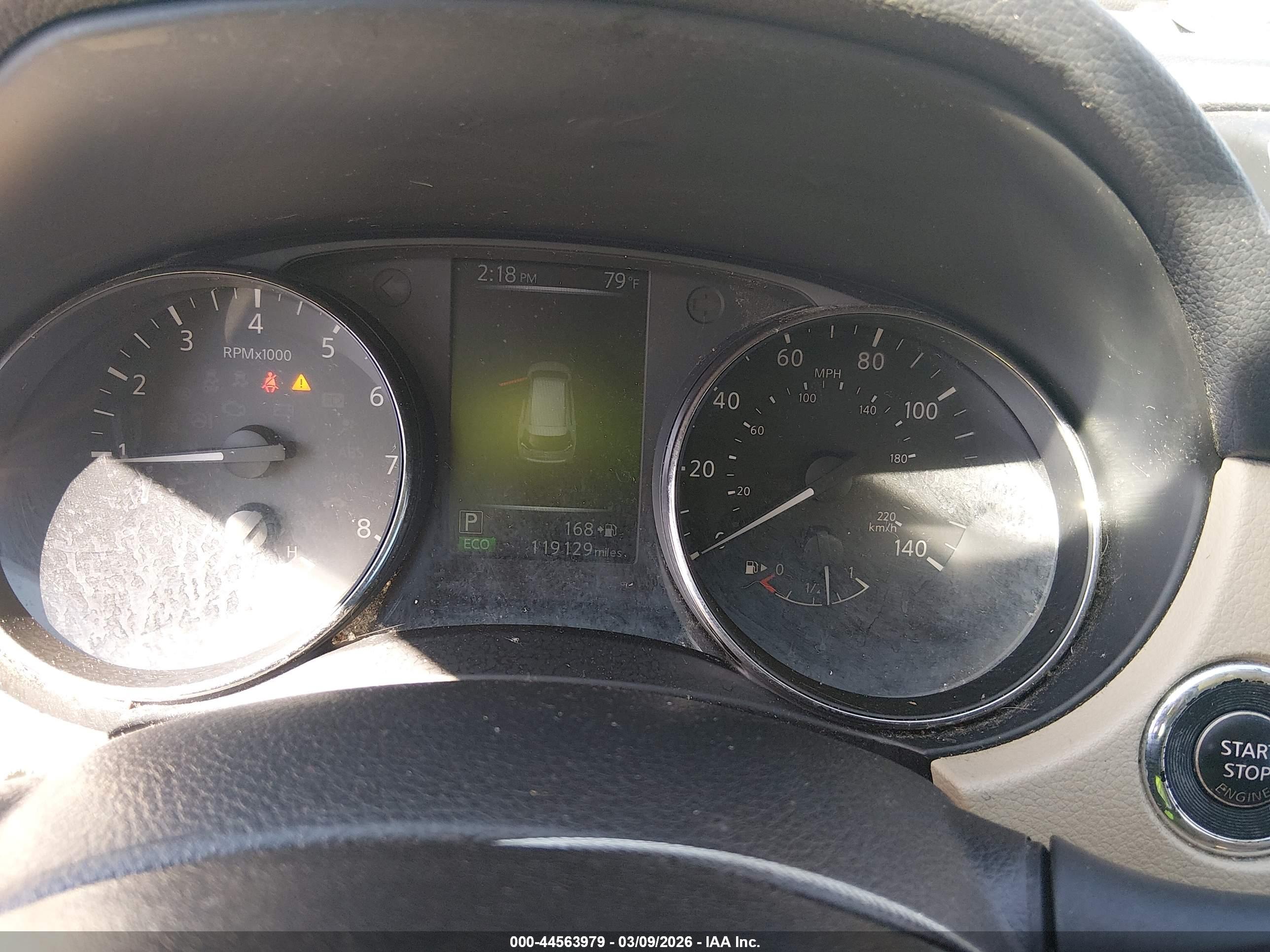 NISSAN ROGUE image 7
