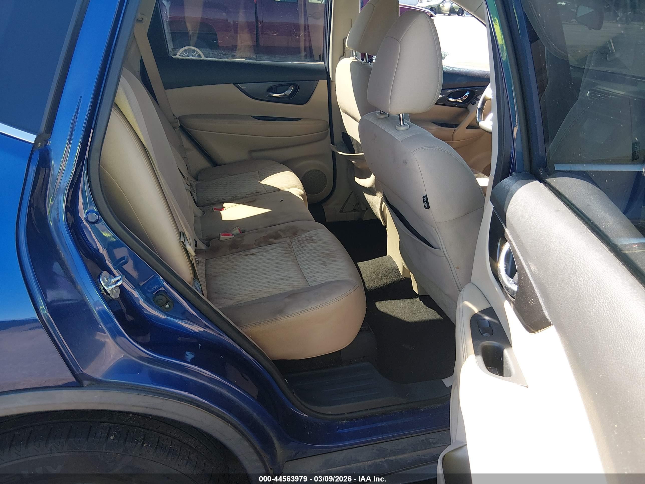 NISSAN ROGUE image 8