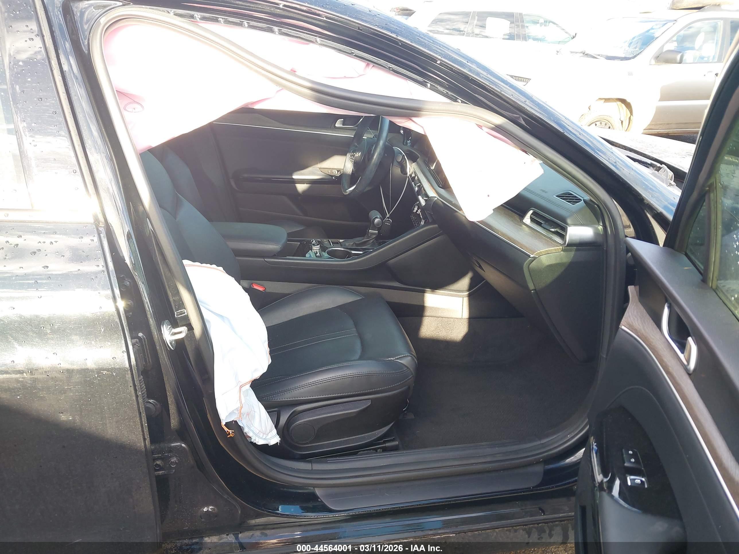 KIA K5 image 5