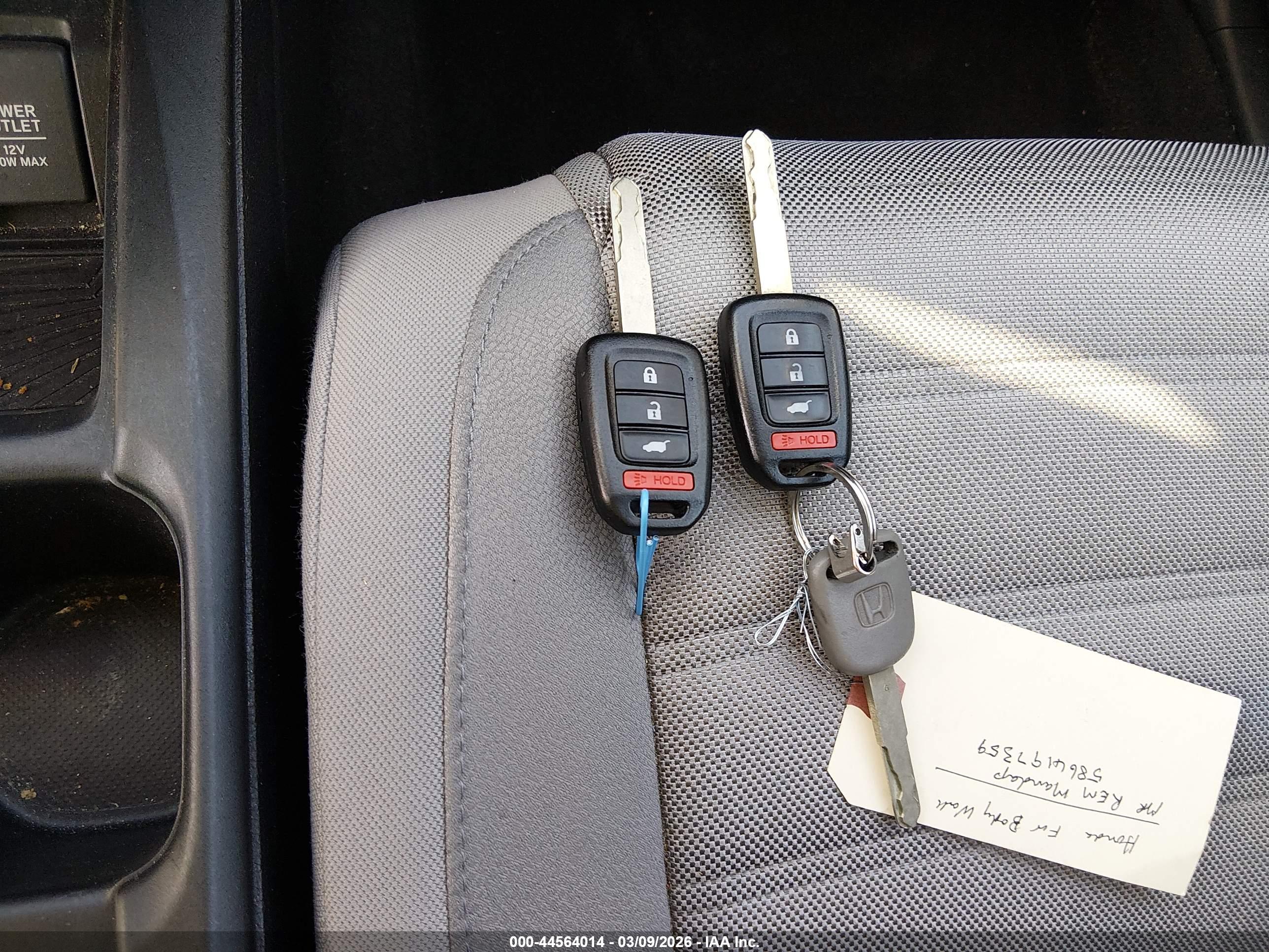 HONDA CR-V image 11