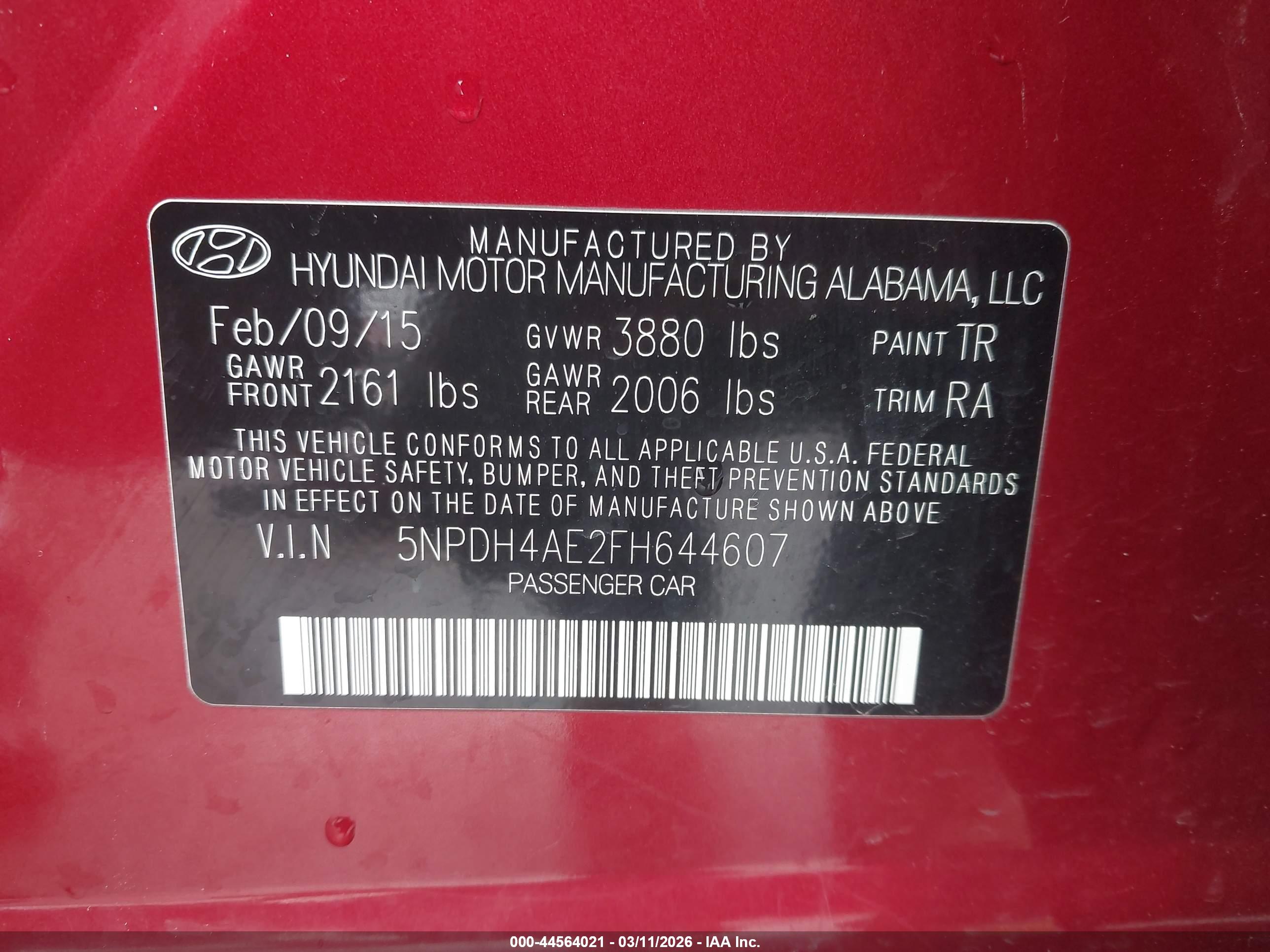 HYUNDAI ELANTRA image 9