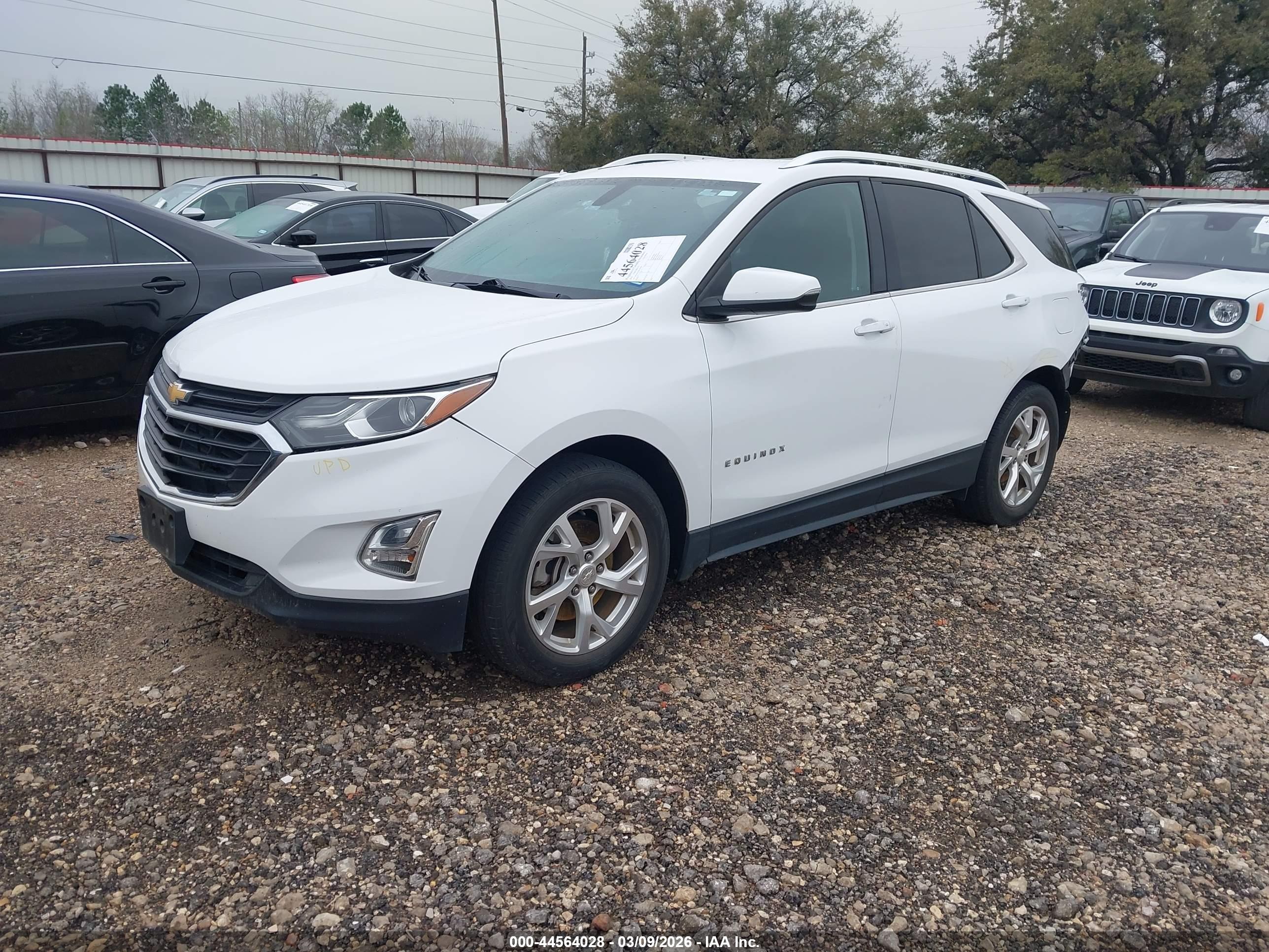 CHEVROLET EQUINOX image 2