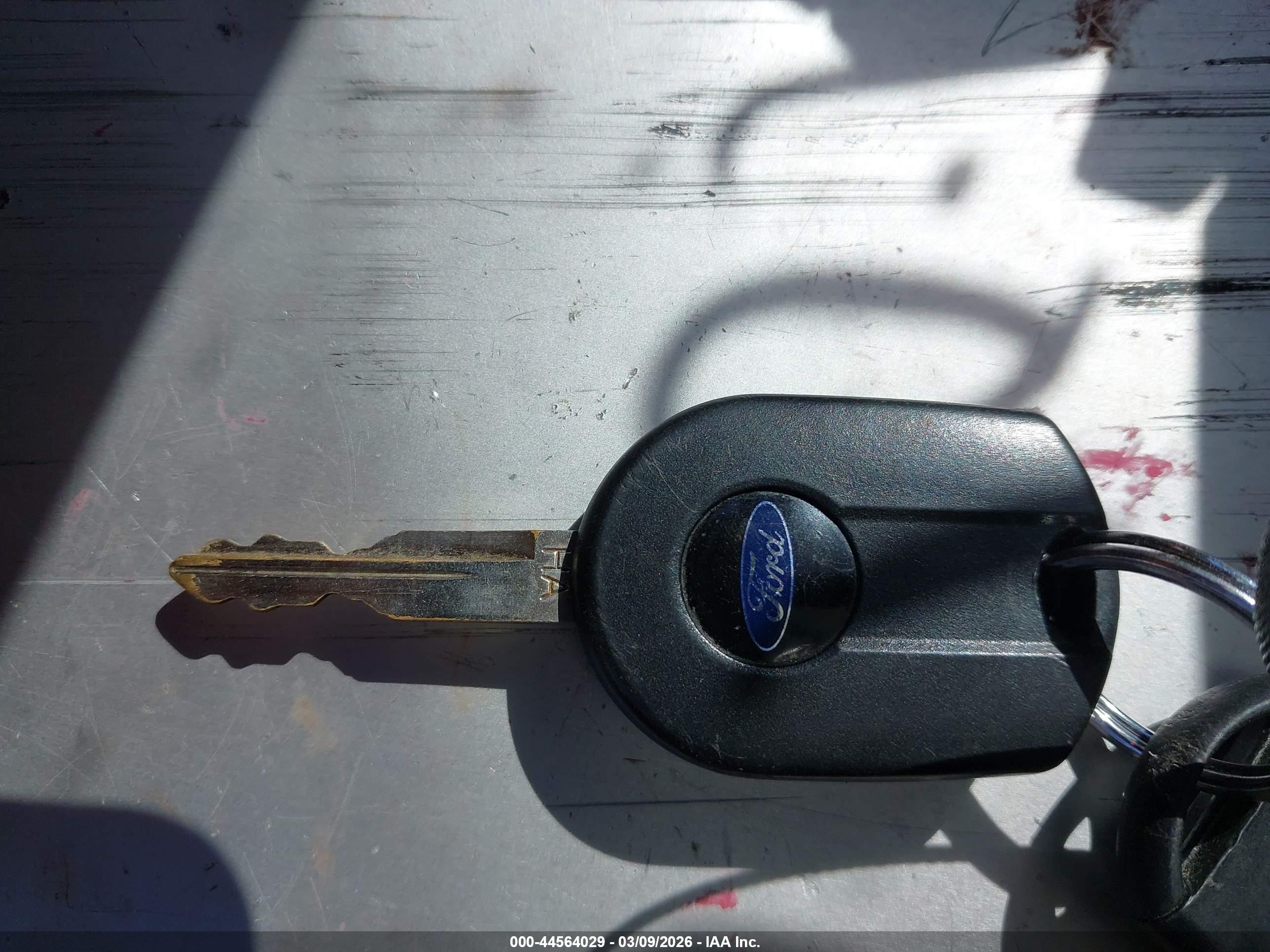 FORD ESCAPE image 11
