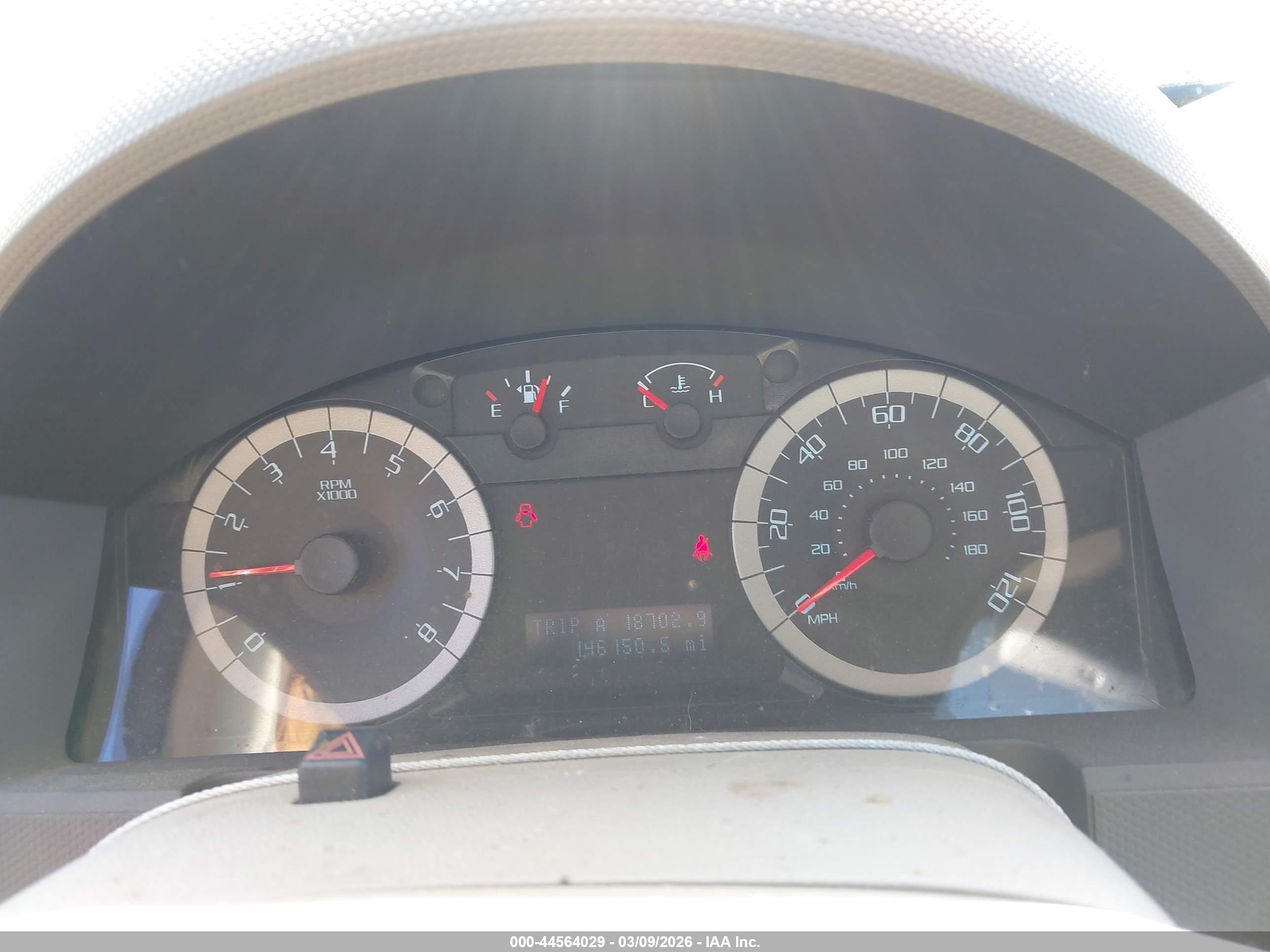 FORD ESCAPE image 7
