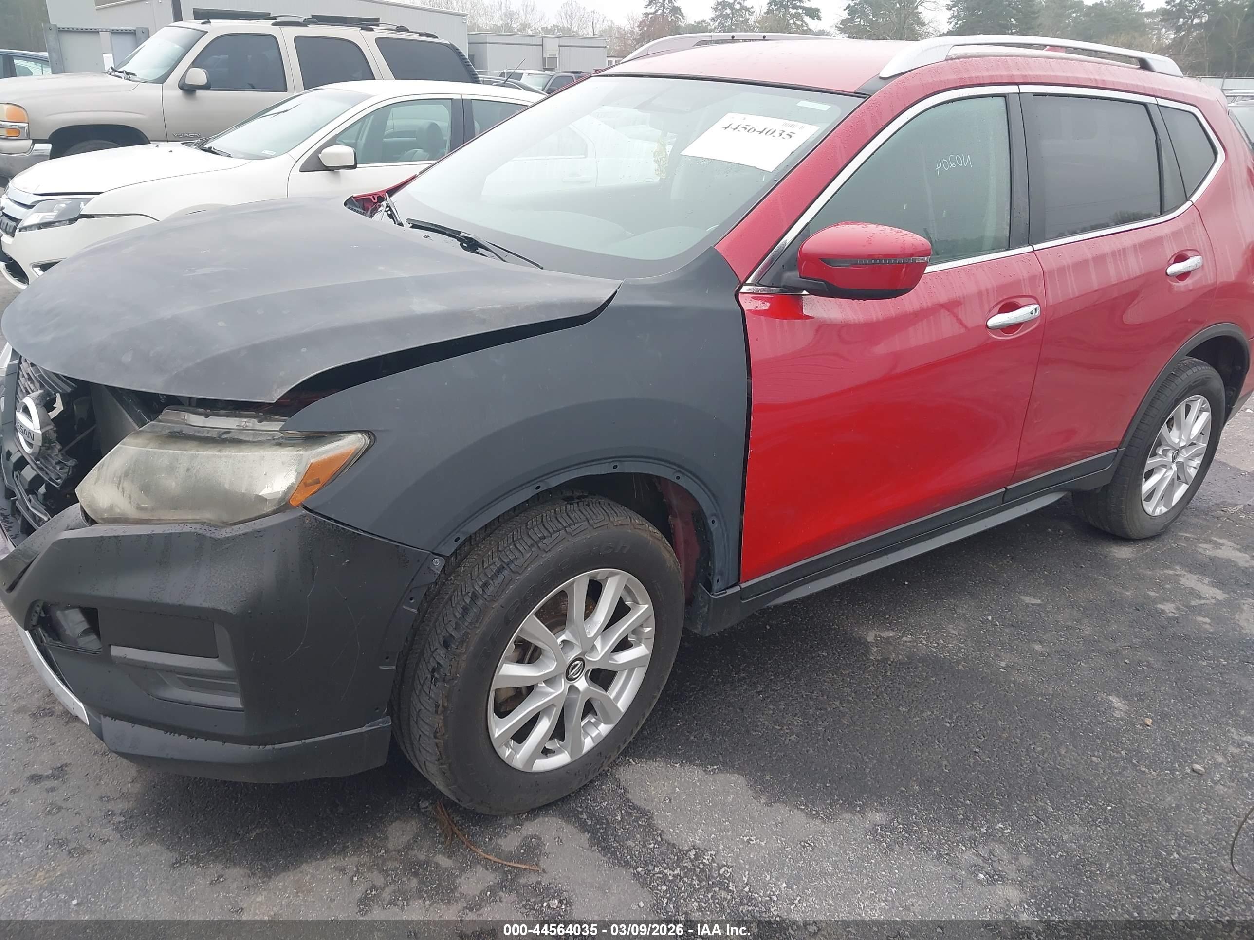 NISSAN ROGUE image 2