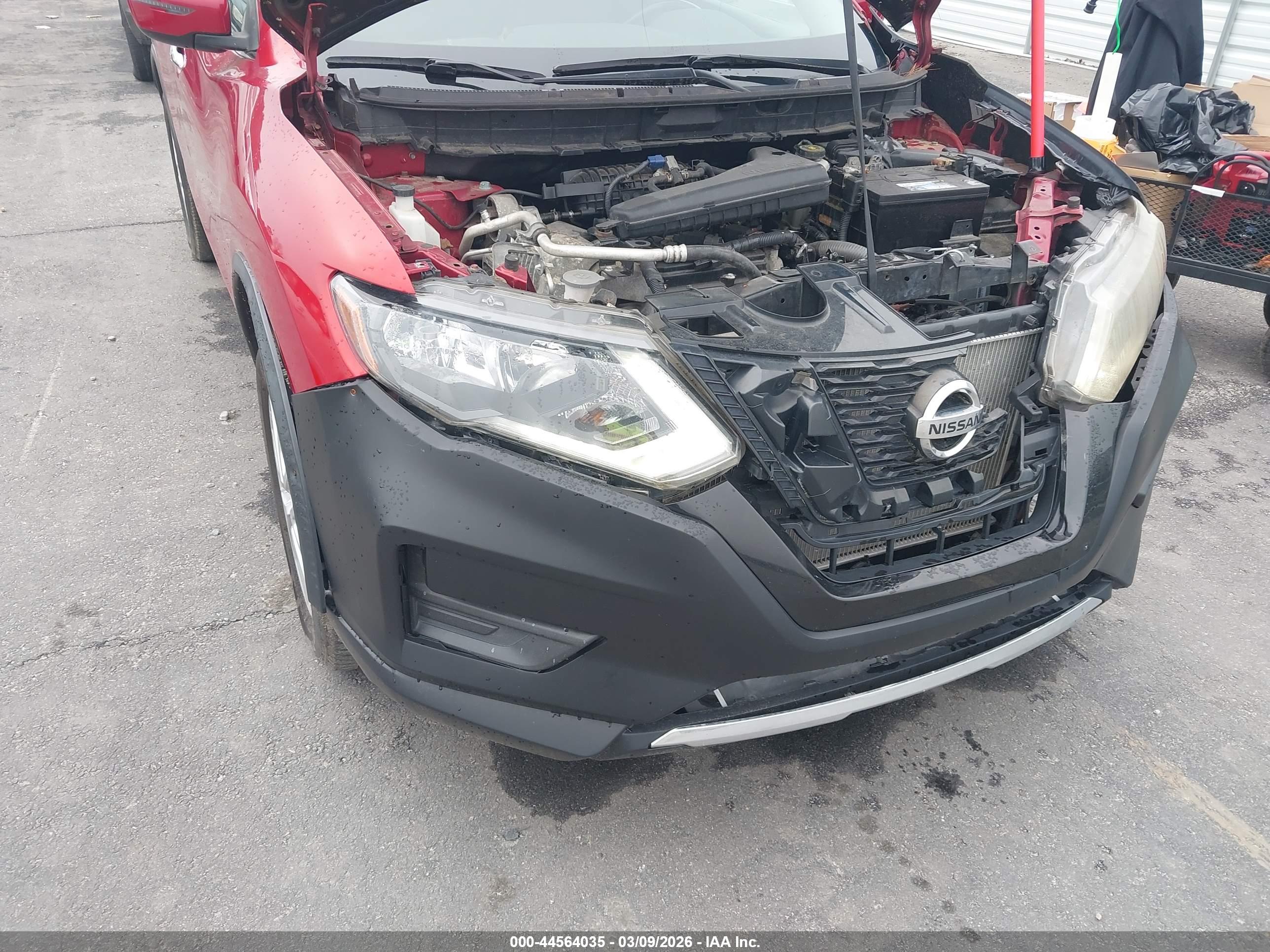 NISSAN ROGUE image 6