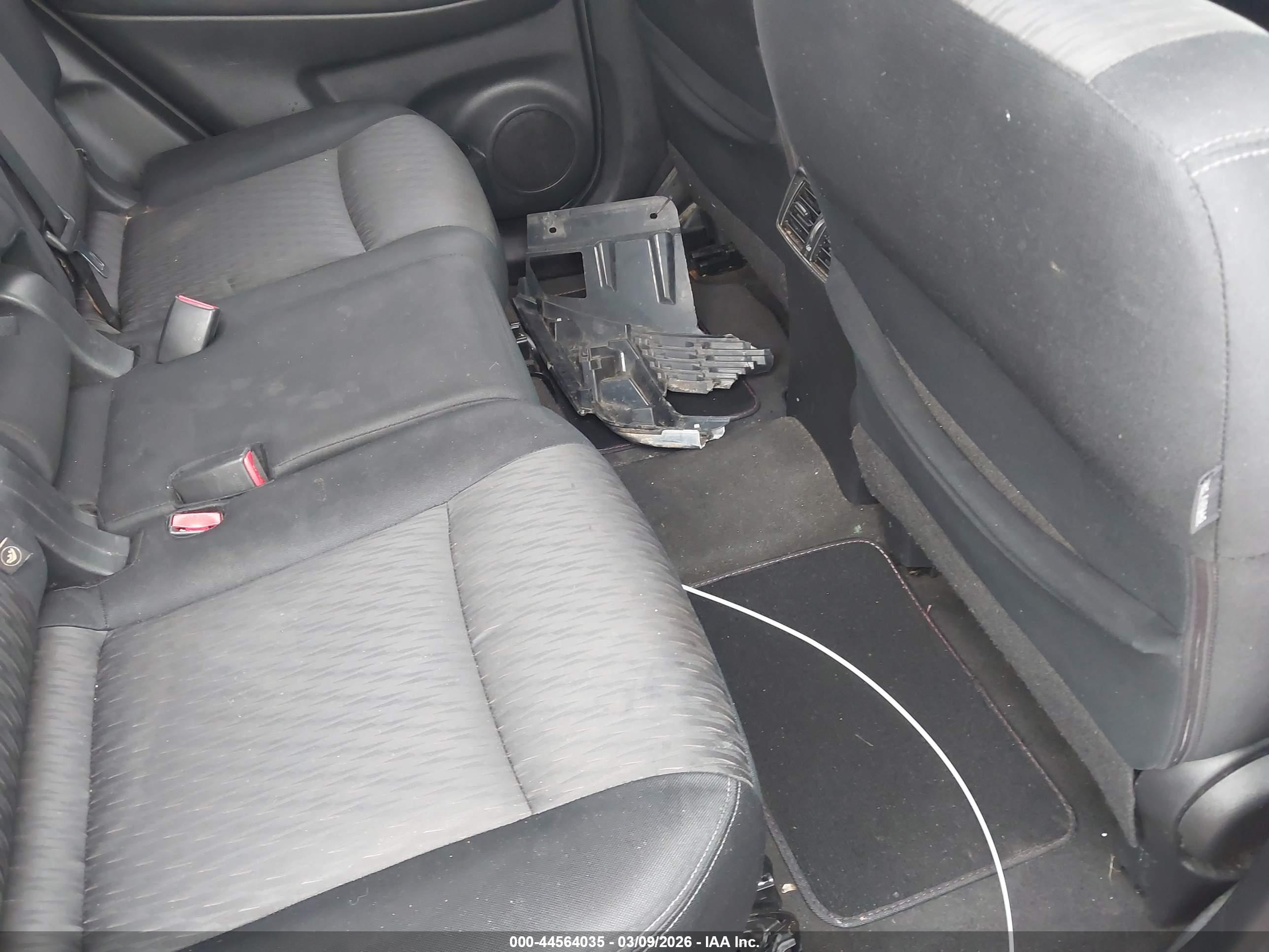 NISSAN ROGUE image 8