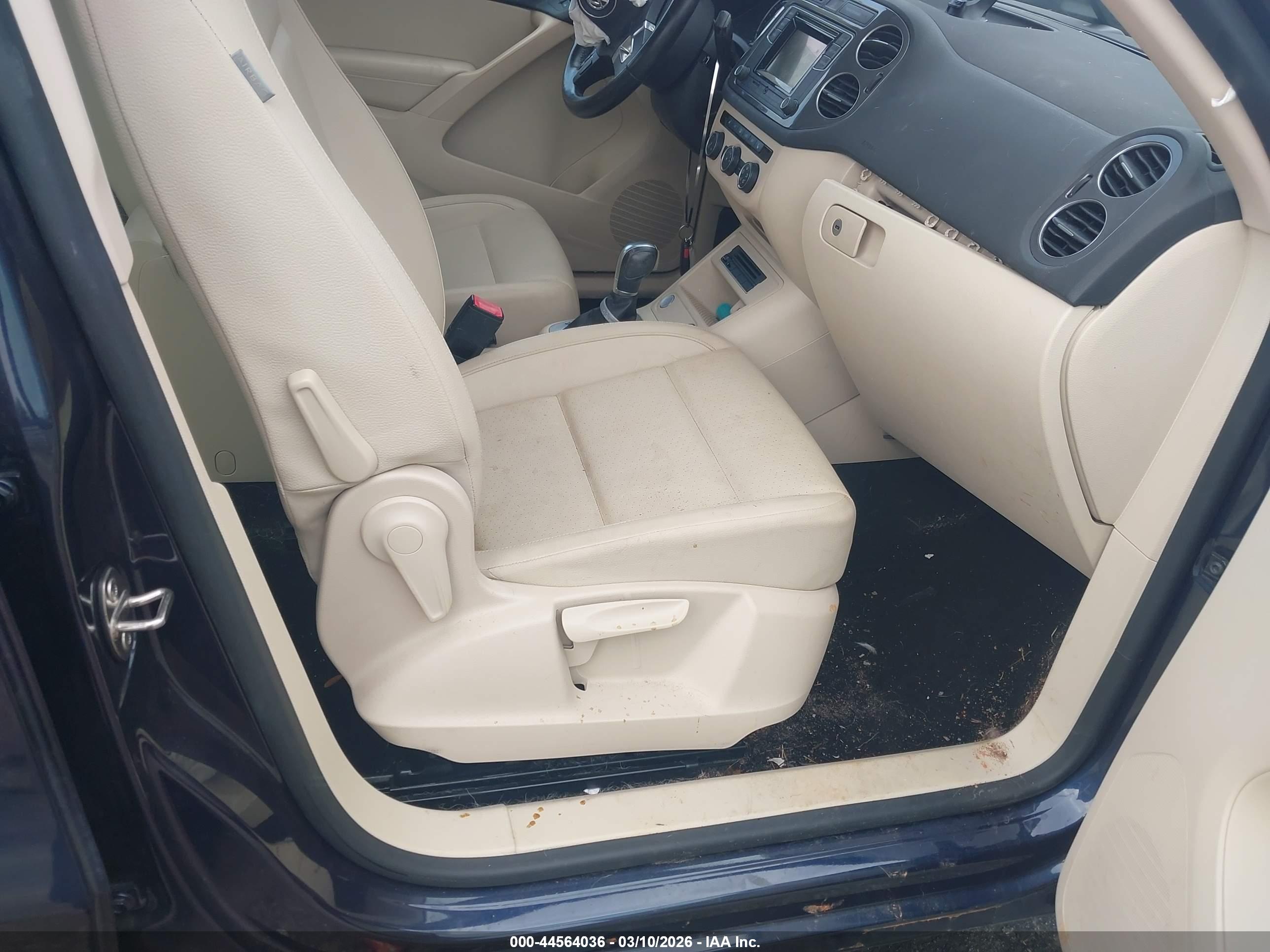 VOLKSWAGEN TIGUAN image 5