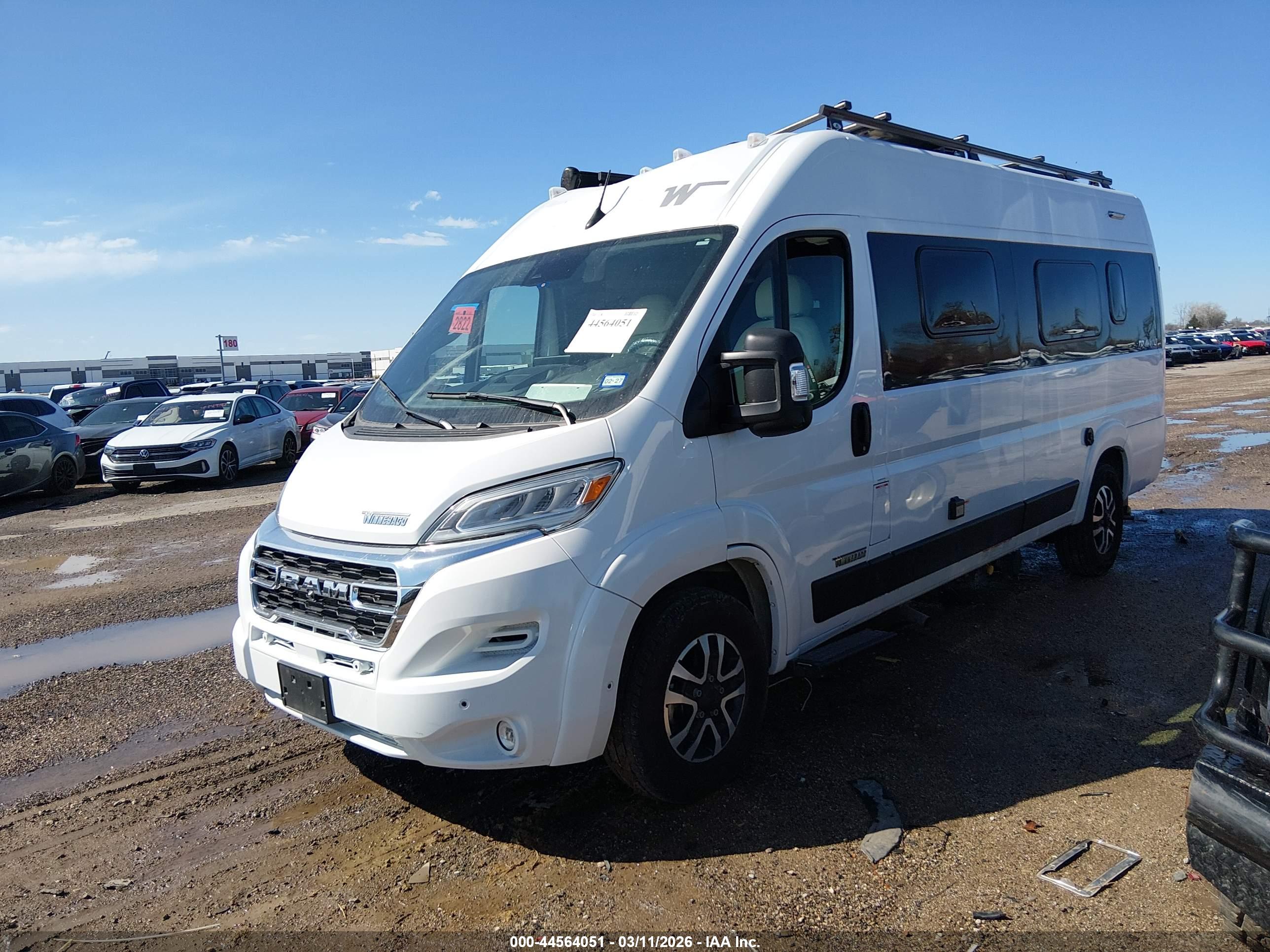 WINNEBAGO WALK-IN image 2