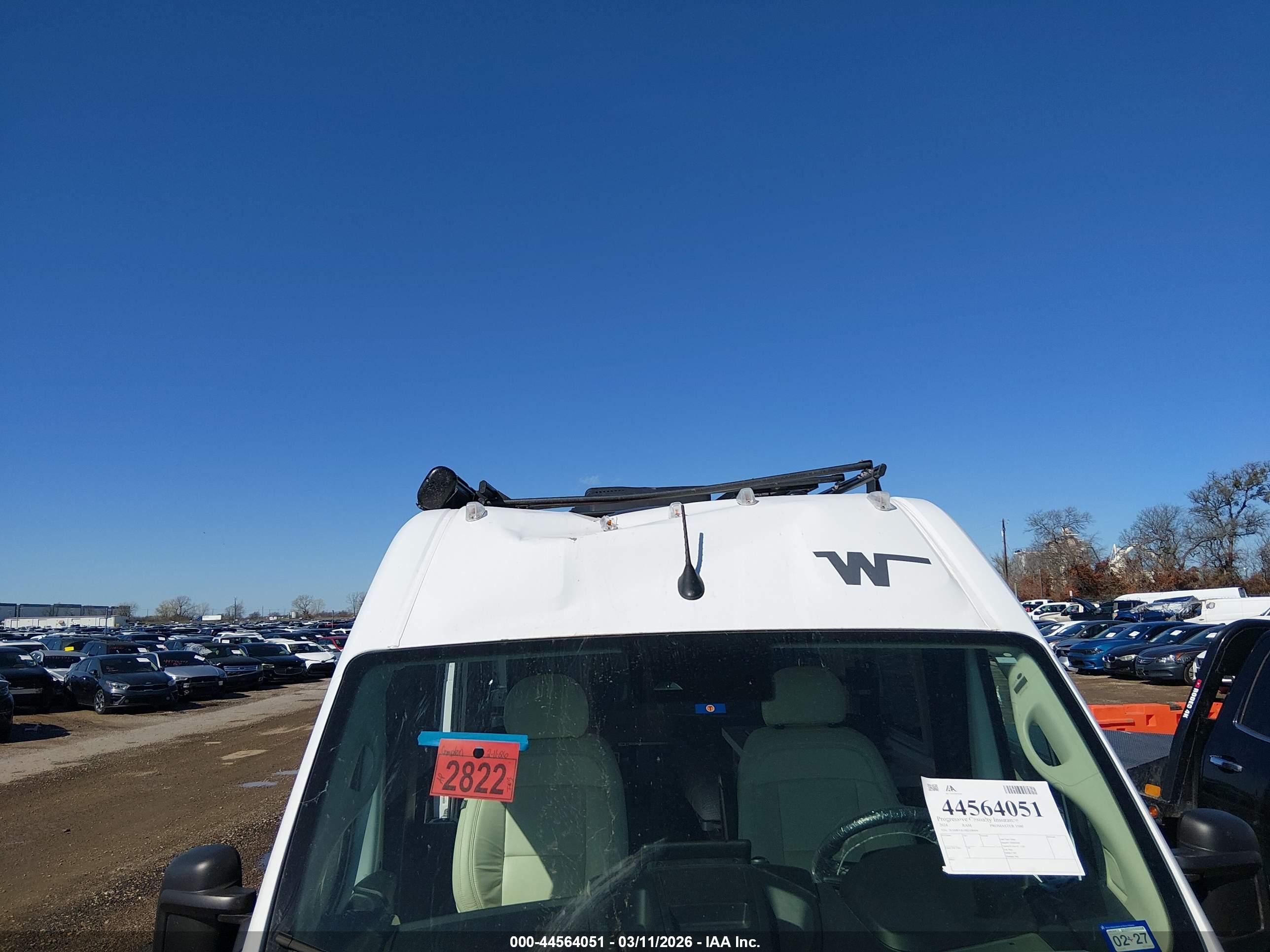 WINNEBAGO WALK-IN image 6