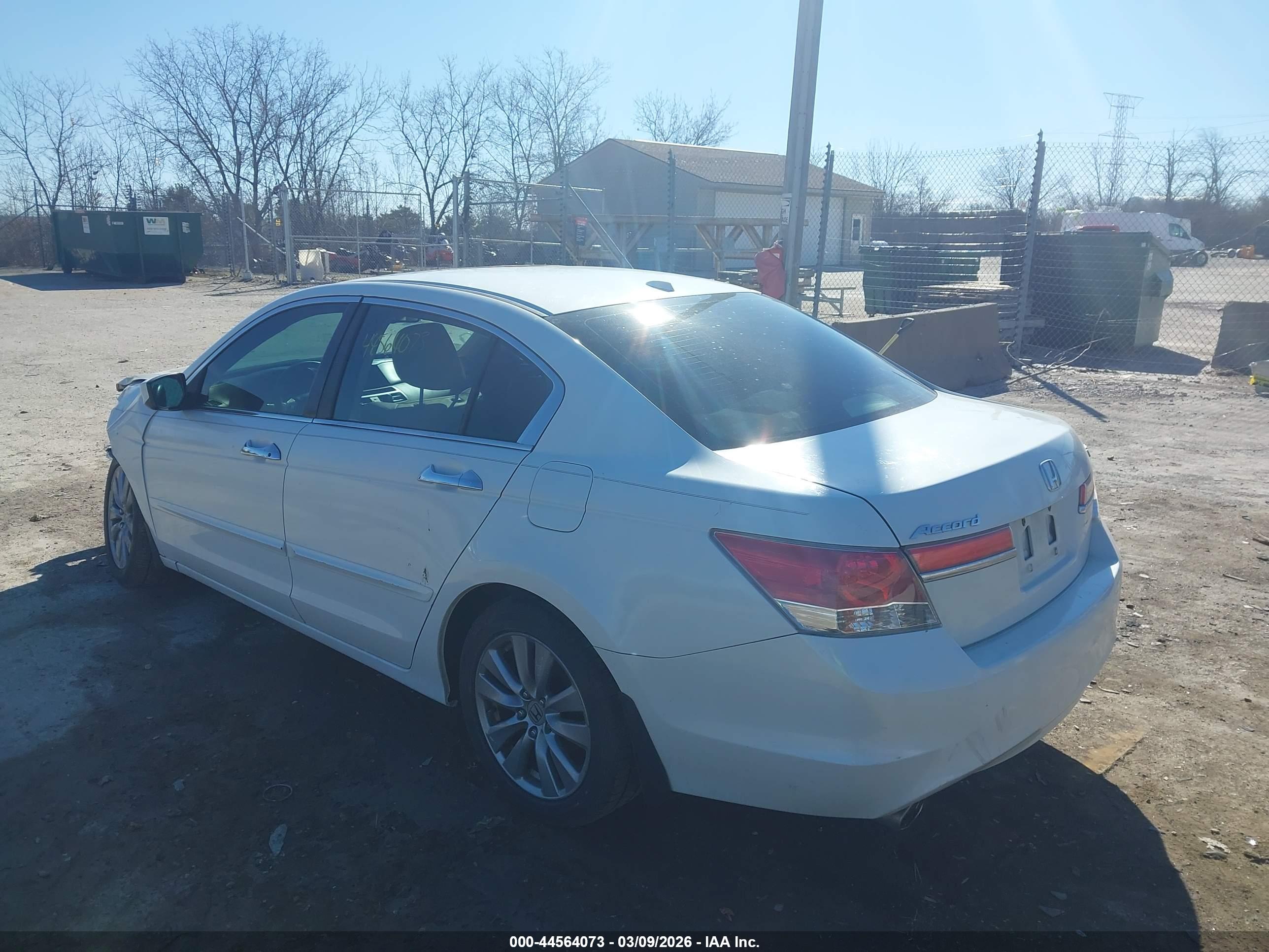 HONDA ACCORD image 3