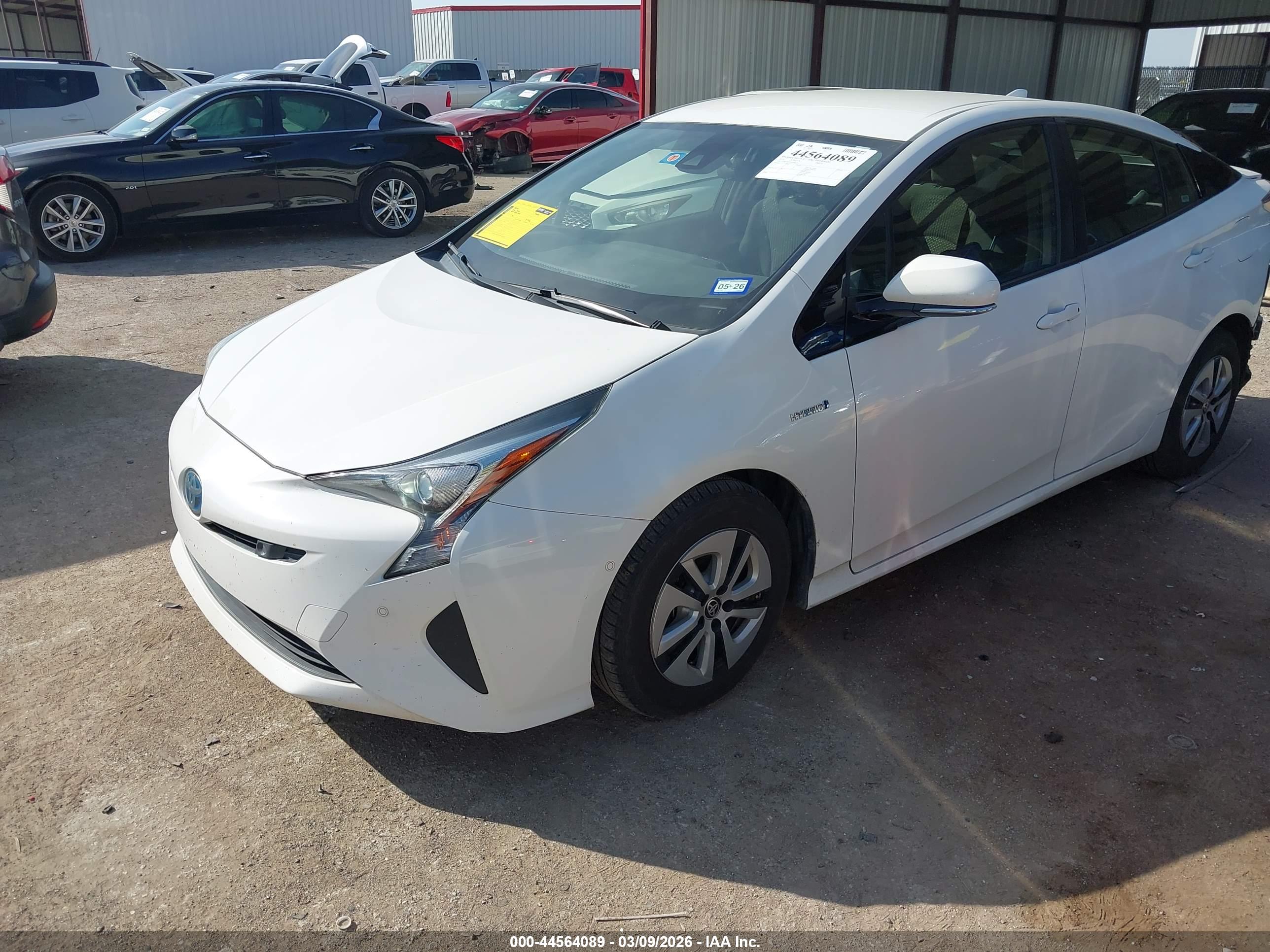 TOYOTA PRIUS image 2