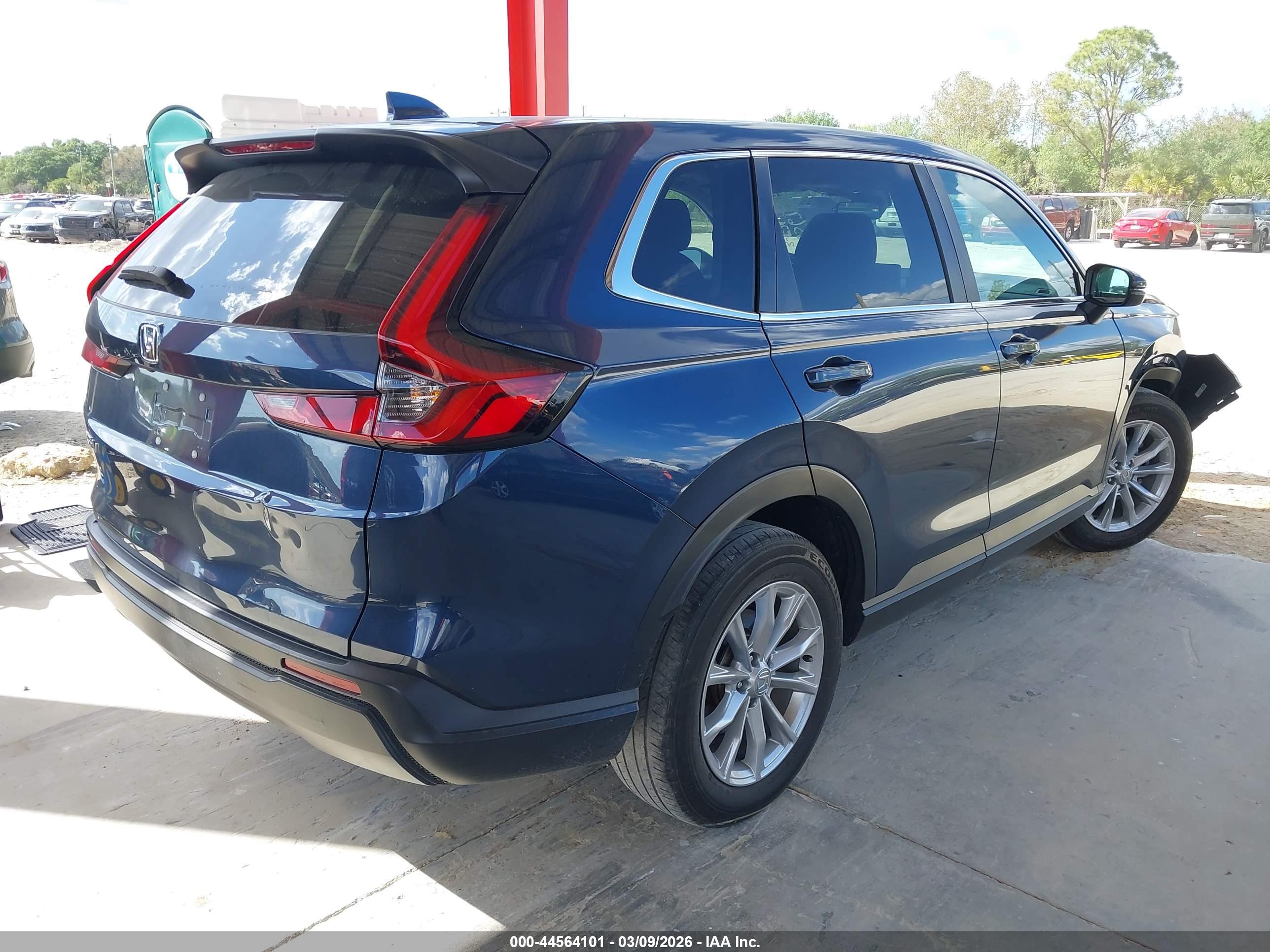 HONDA CR-V image 4