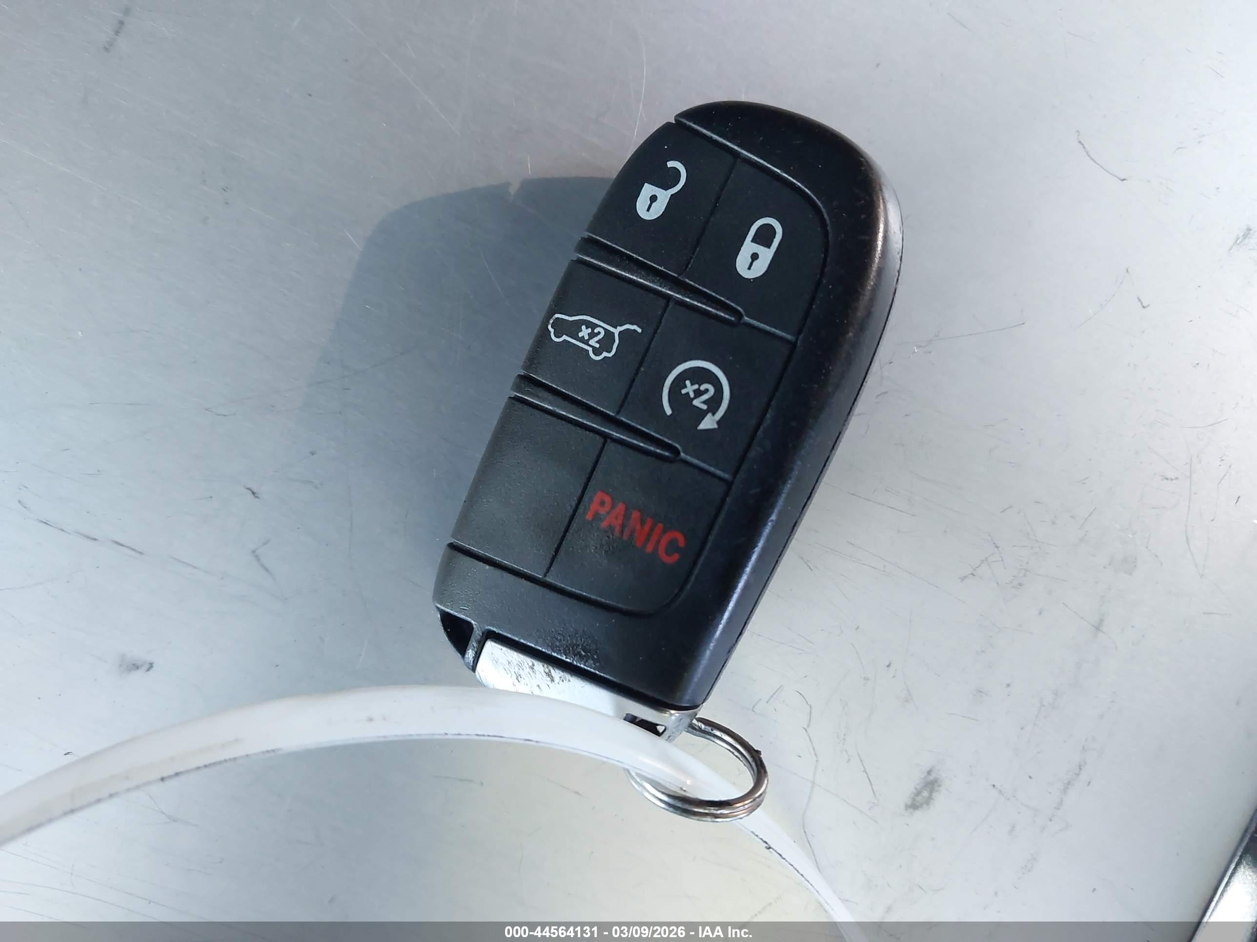 JEEP GRAND image 11