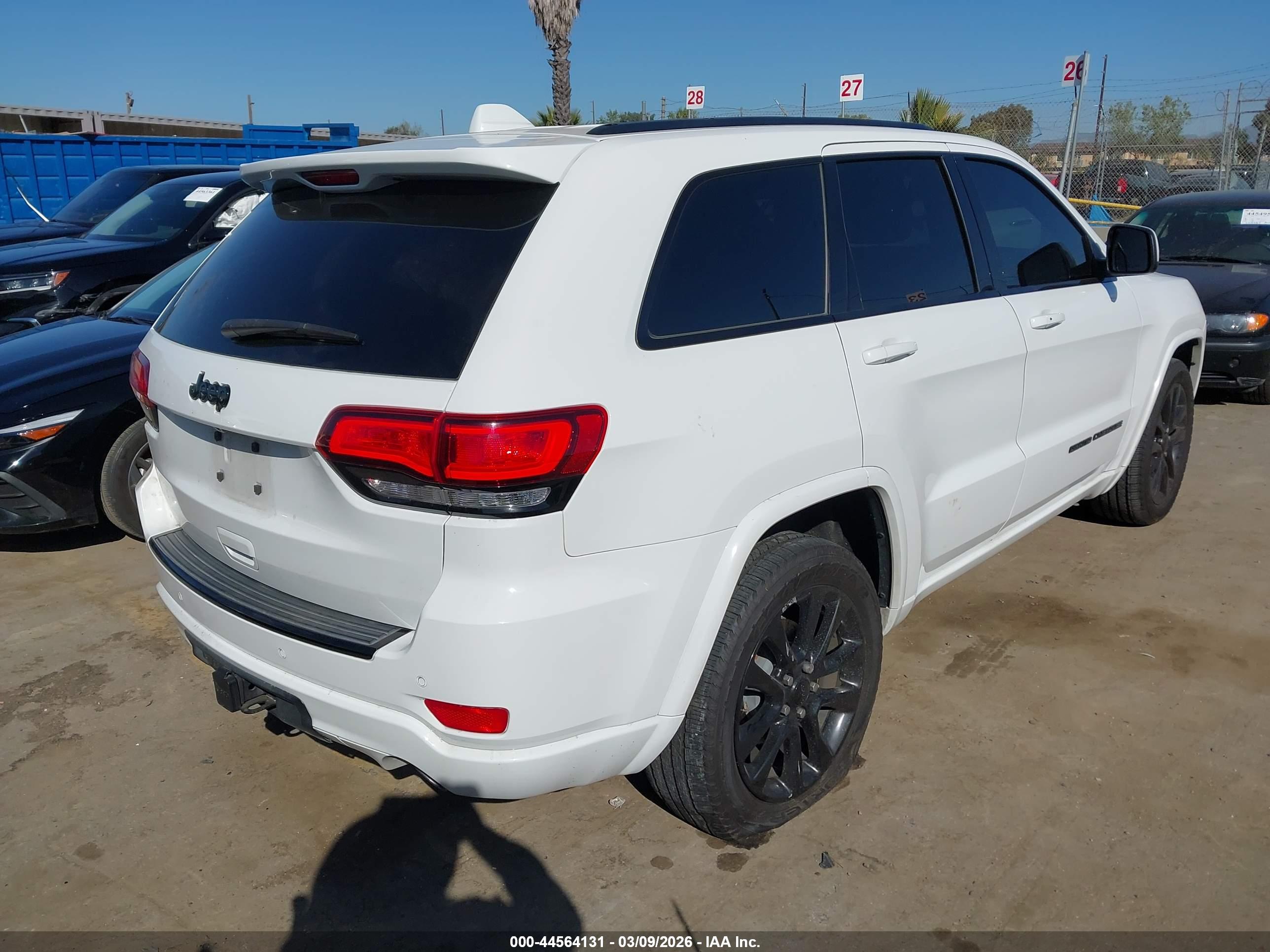 JEEP GRAND image 4