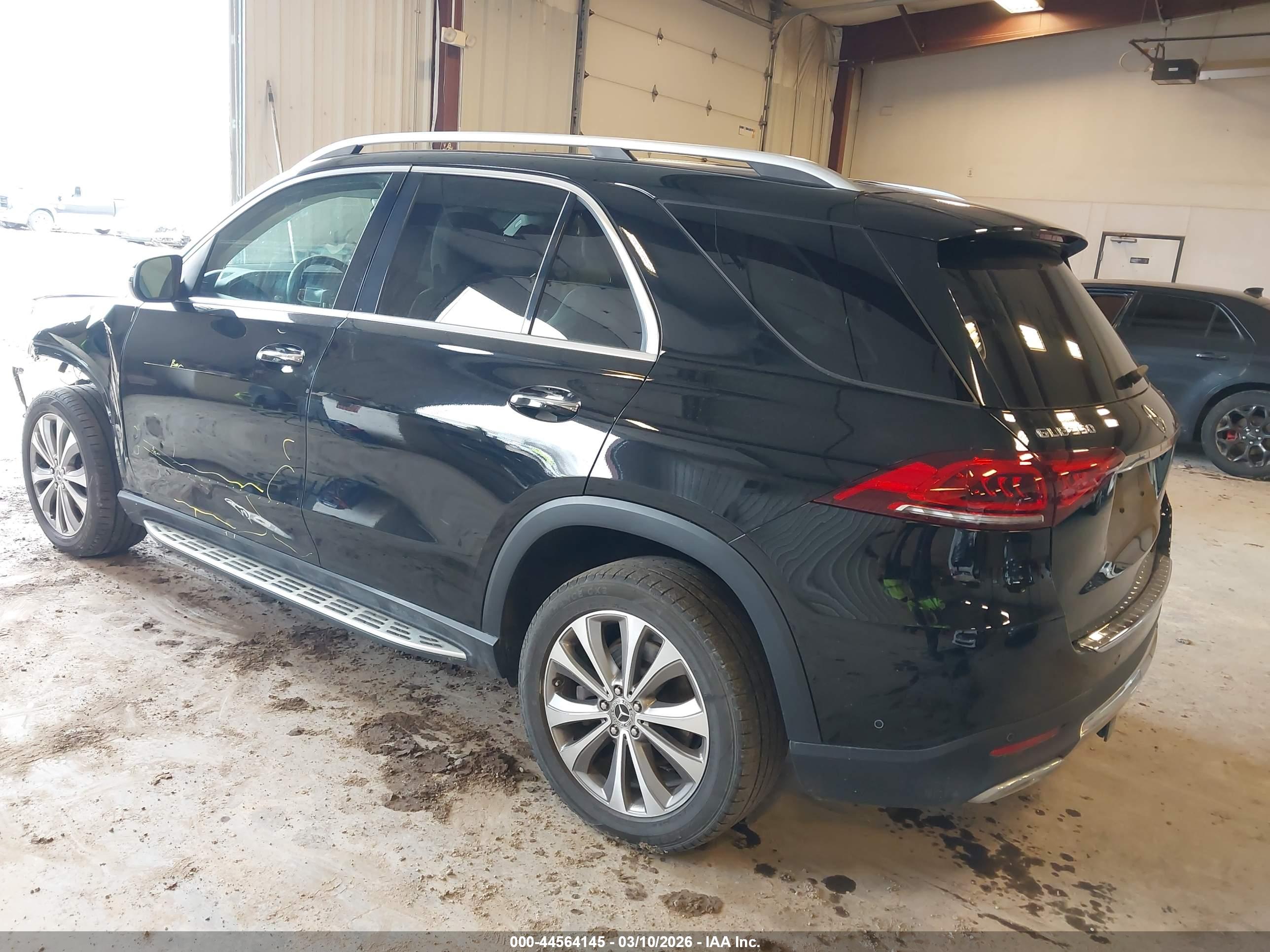 MERCEDES-BENZ GLE image 3