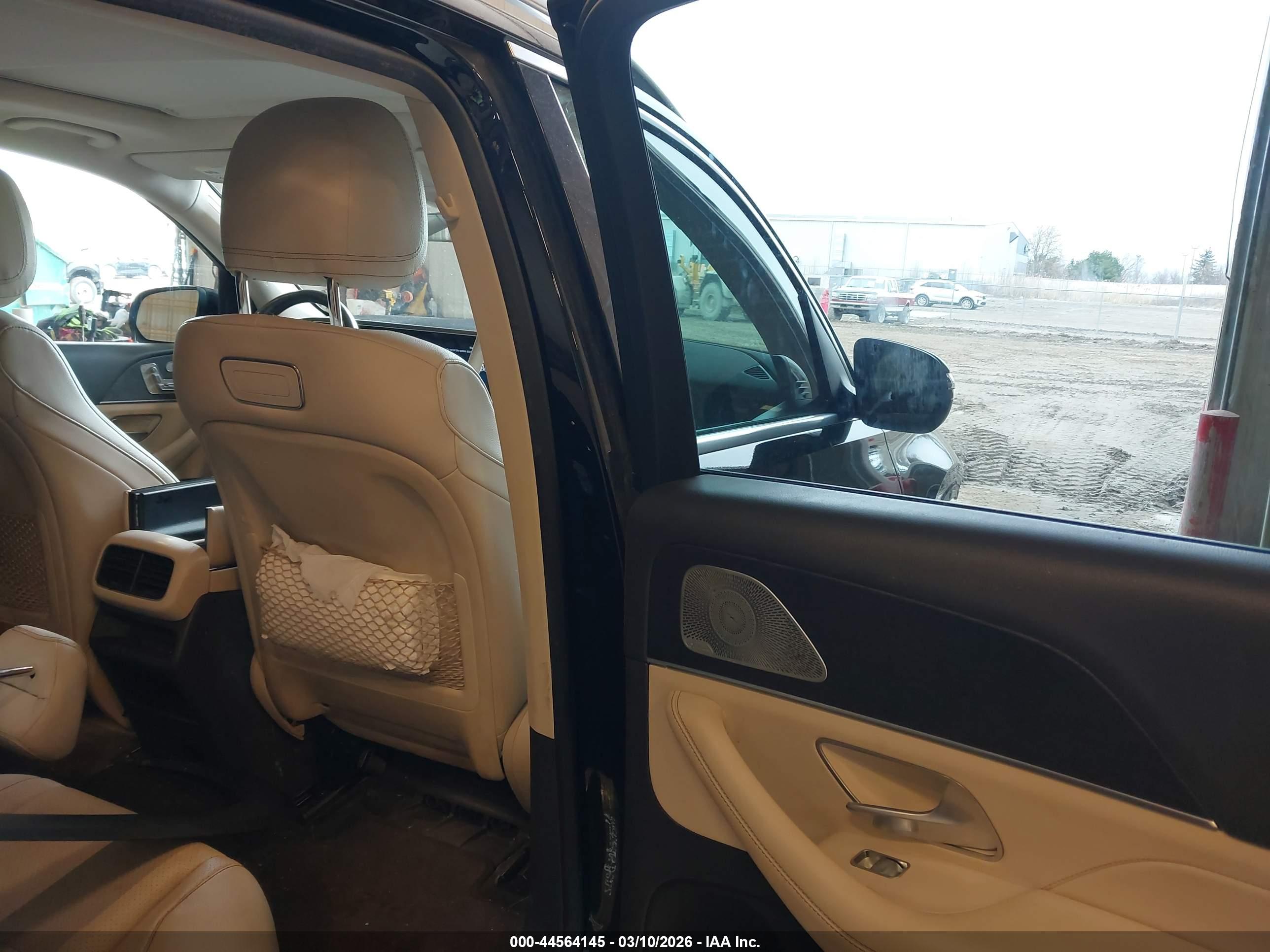 MERCEDES-BENZ GLE image 8