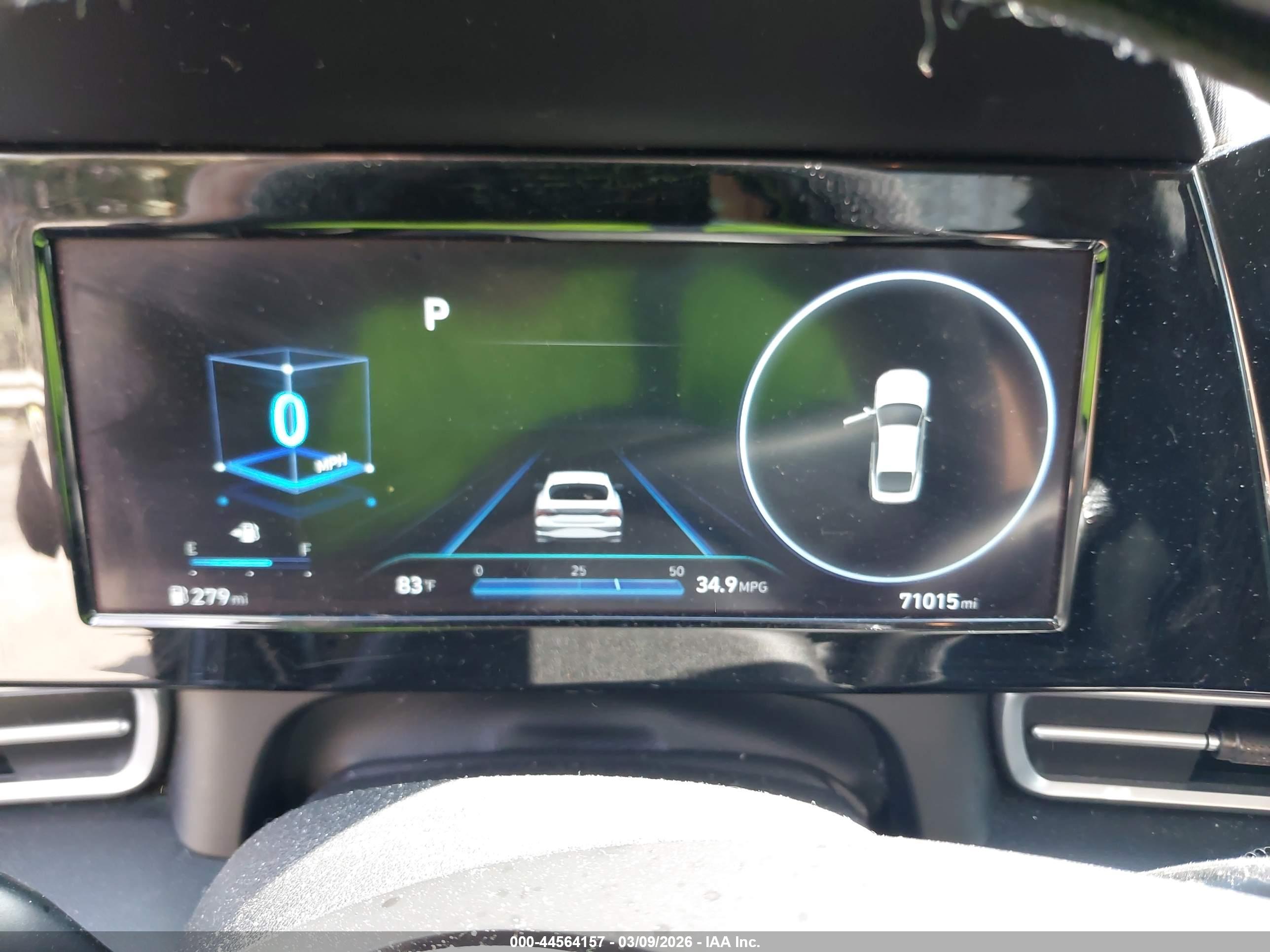 HYUNDAI ELANTRA image 7