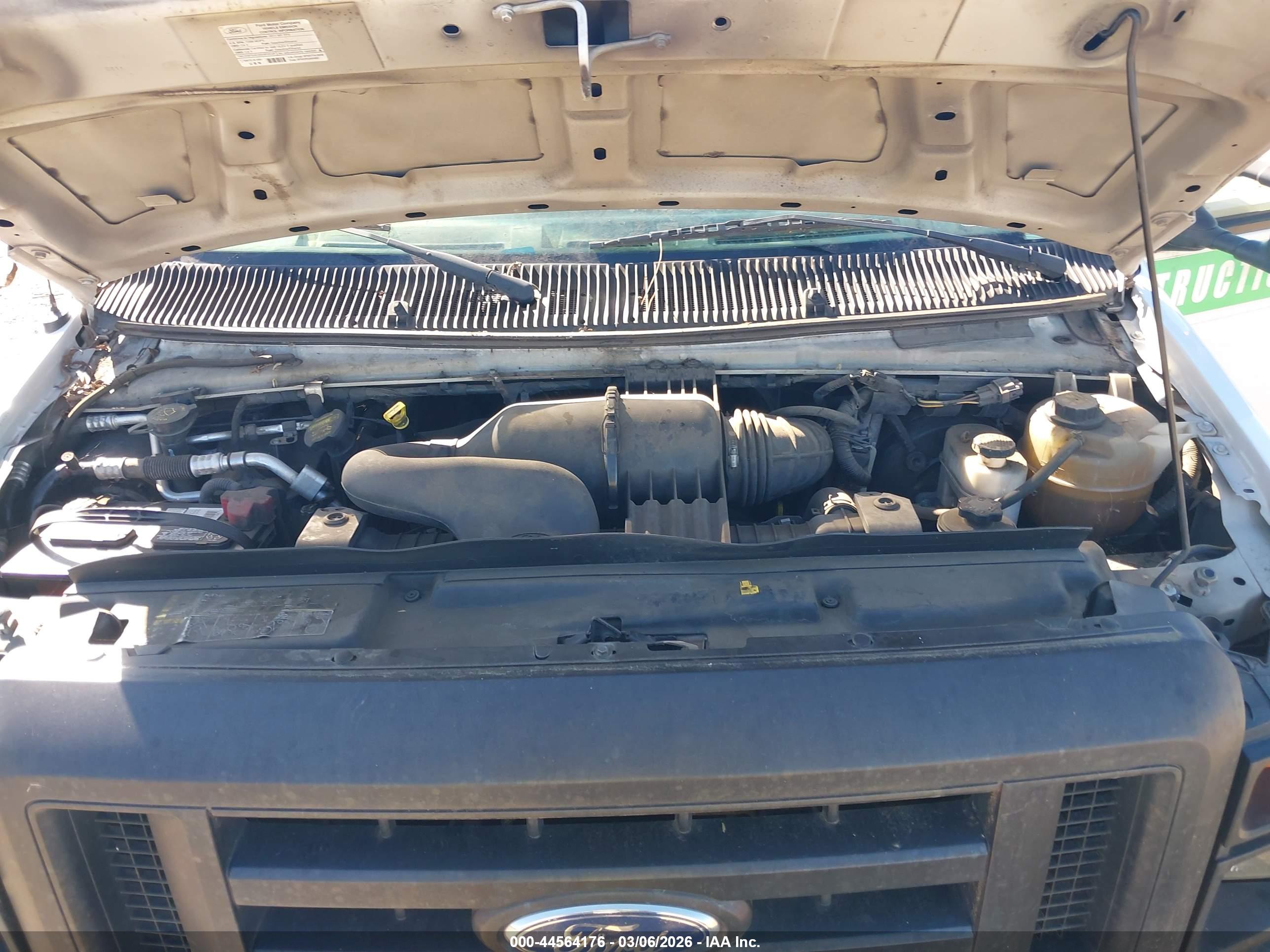 FORD E-250 image 10