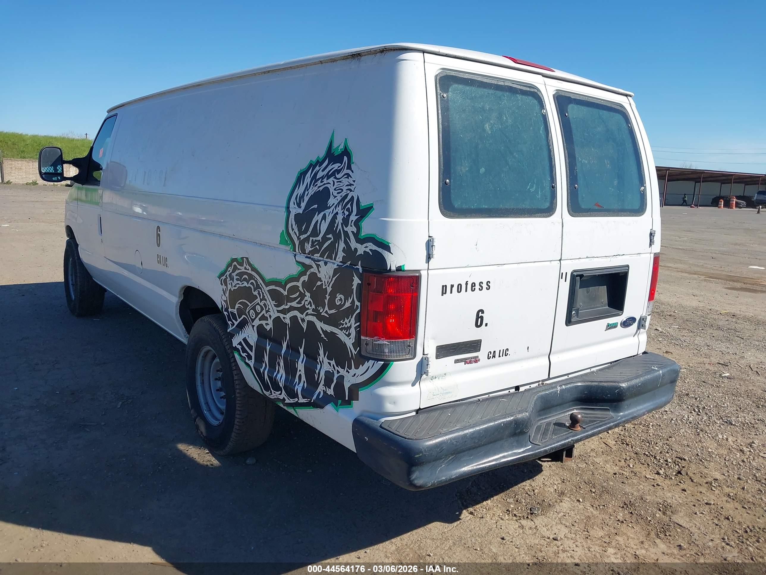 FORD E-250 image 3