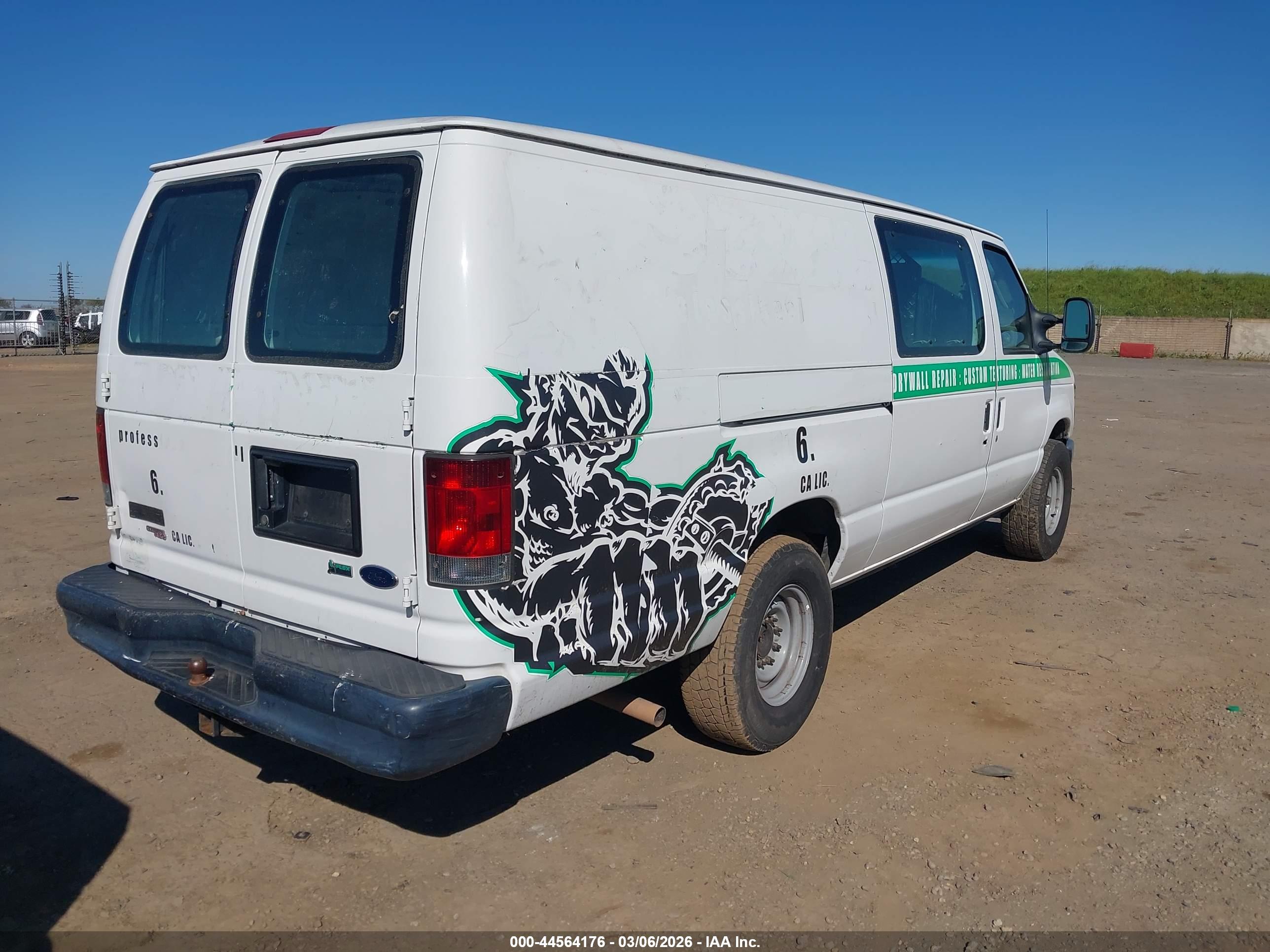 FORD E-250 image 4
