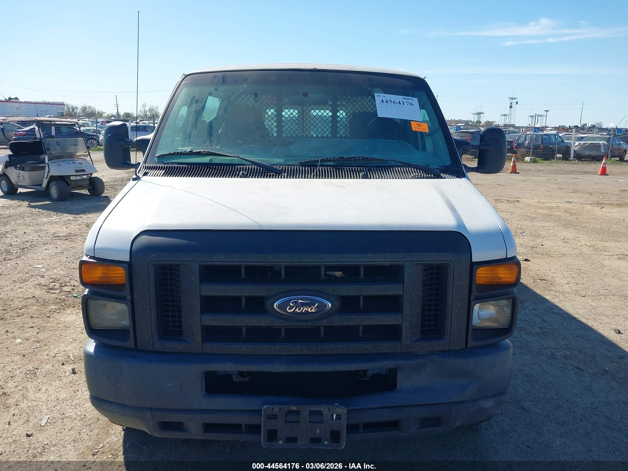 FORD E-250 image 6