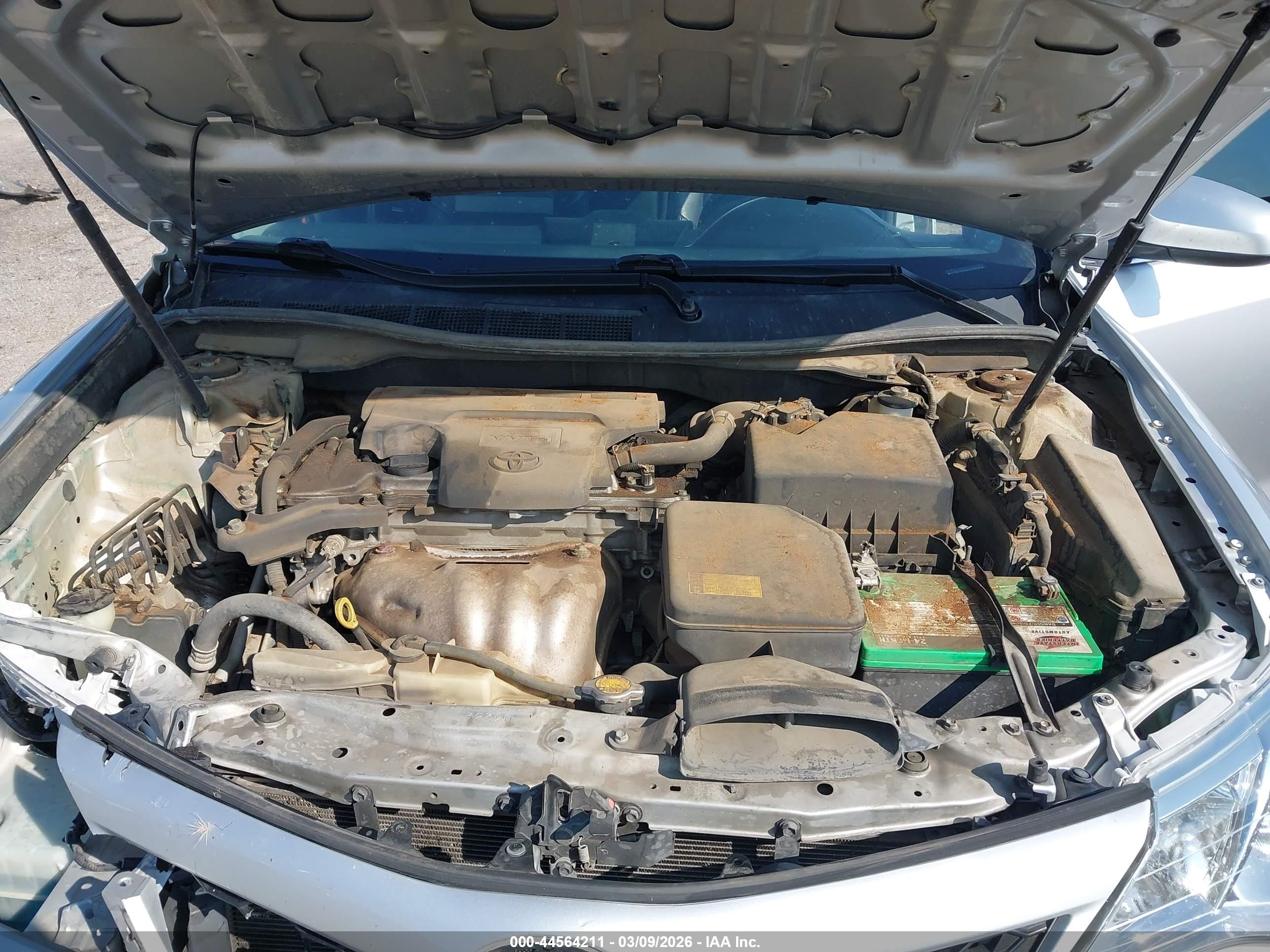 TOYOTA CAMRY image 10
