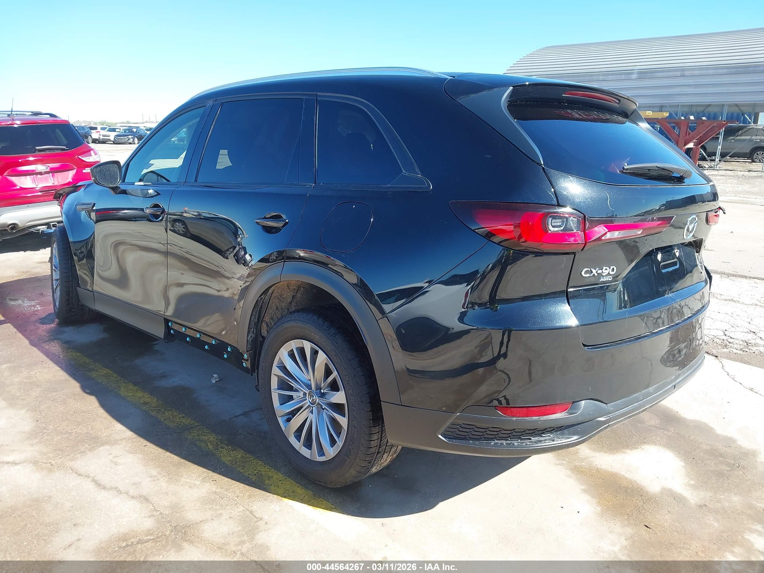MAZDA CX-90 image 3