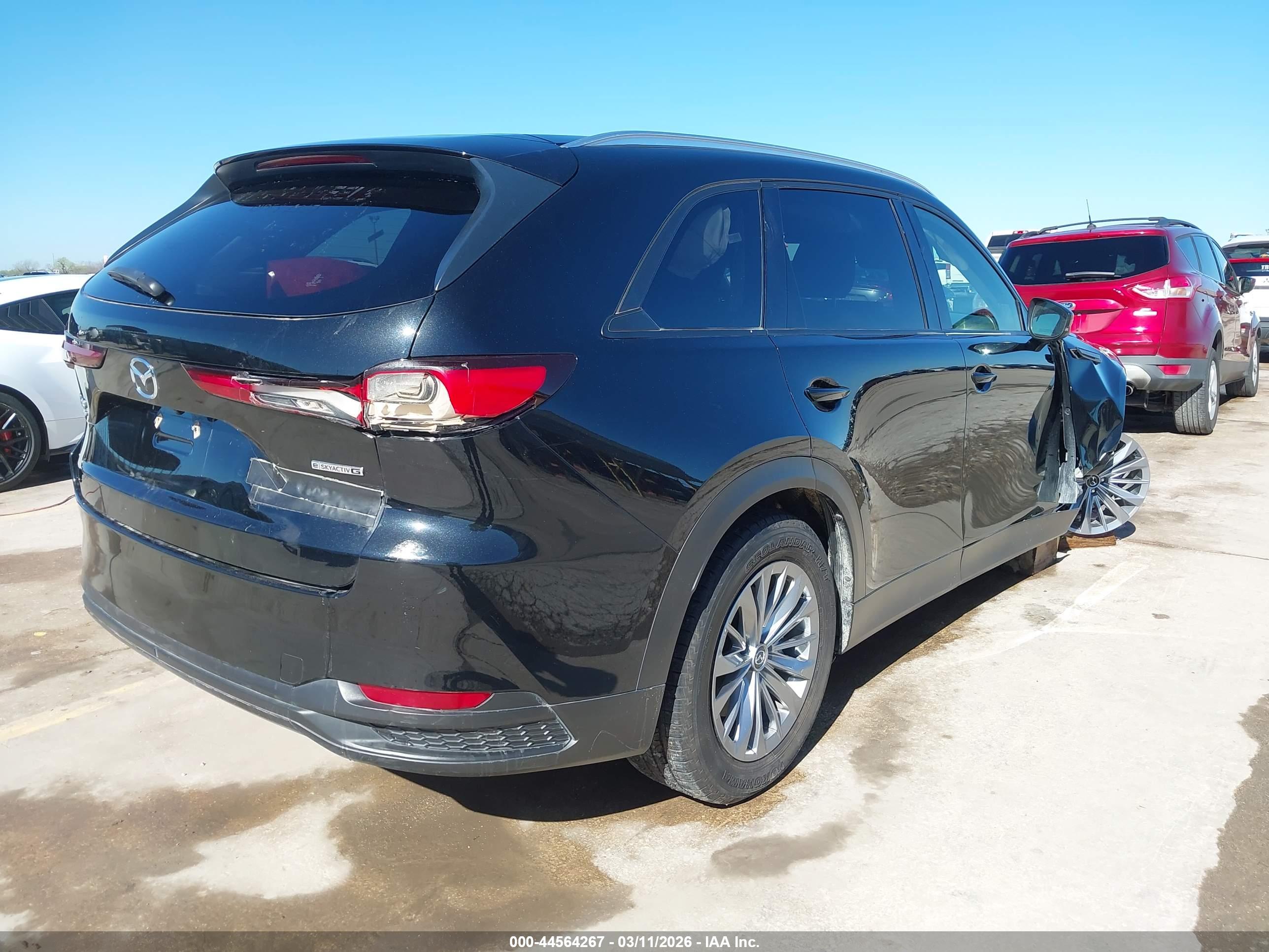 MAZDA CX-90 image 4