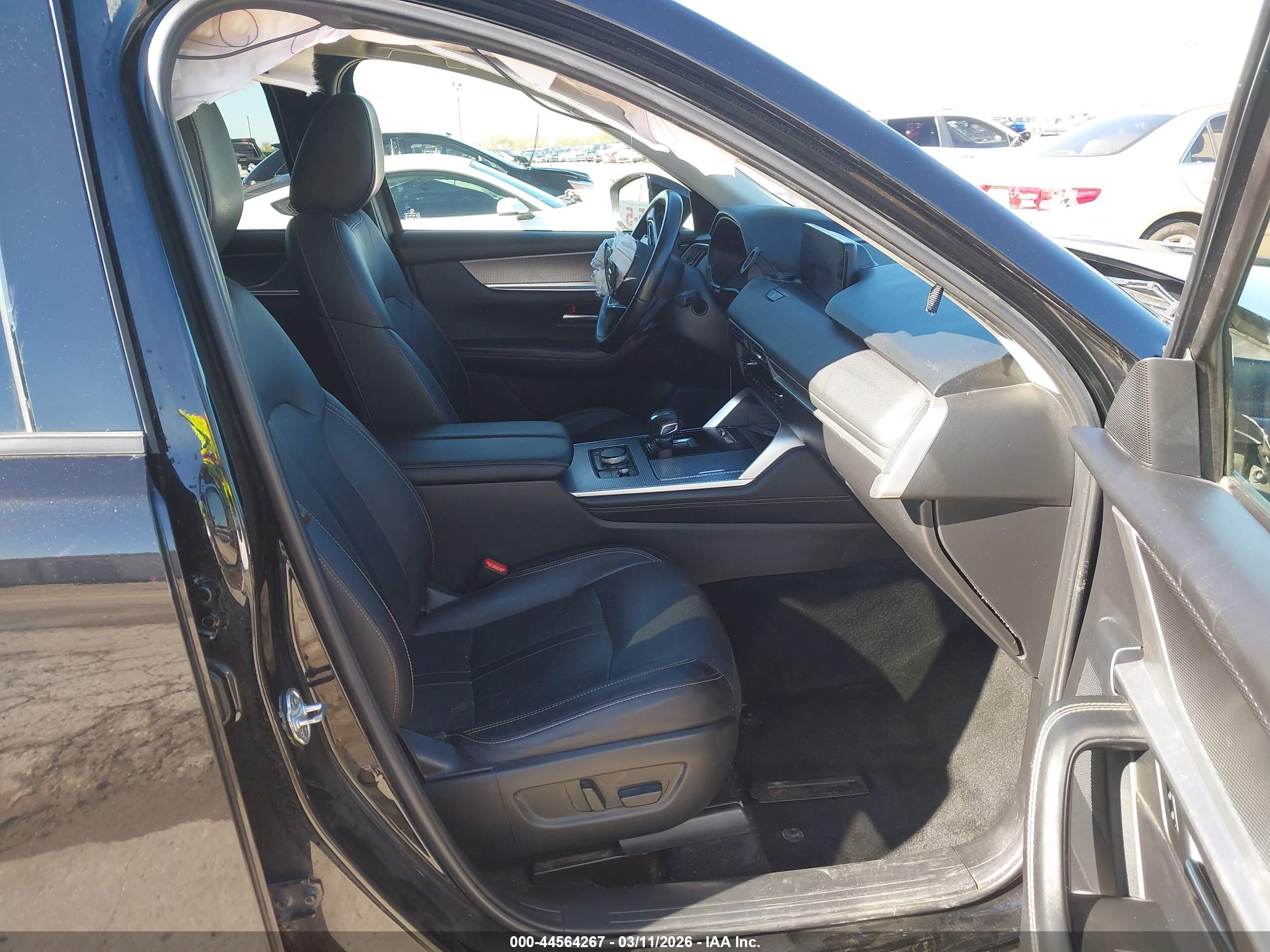 MAZDA CX-90 image 5