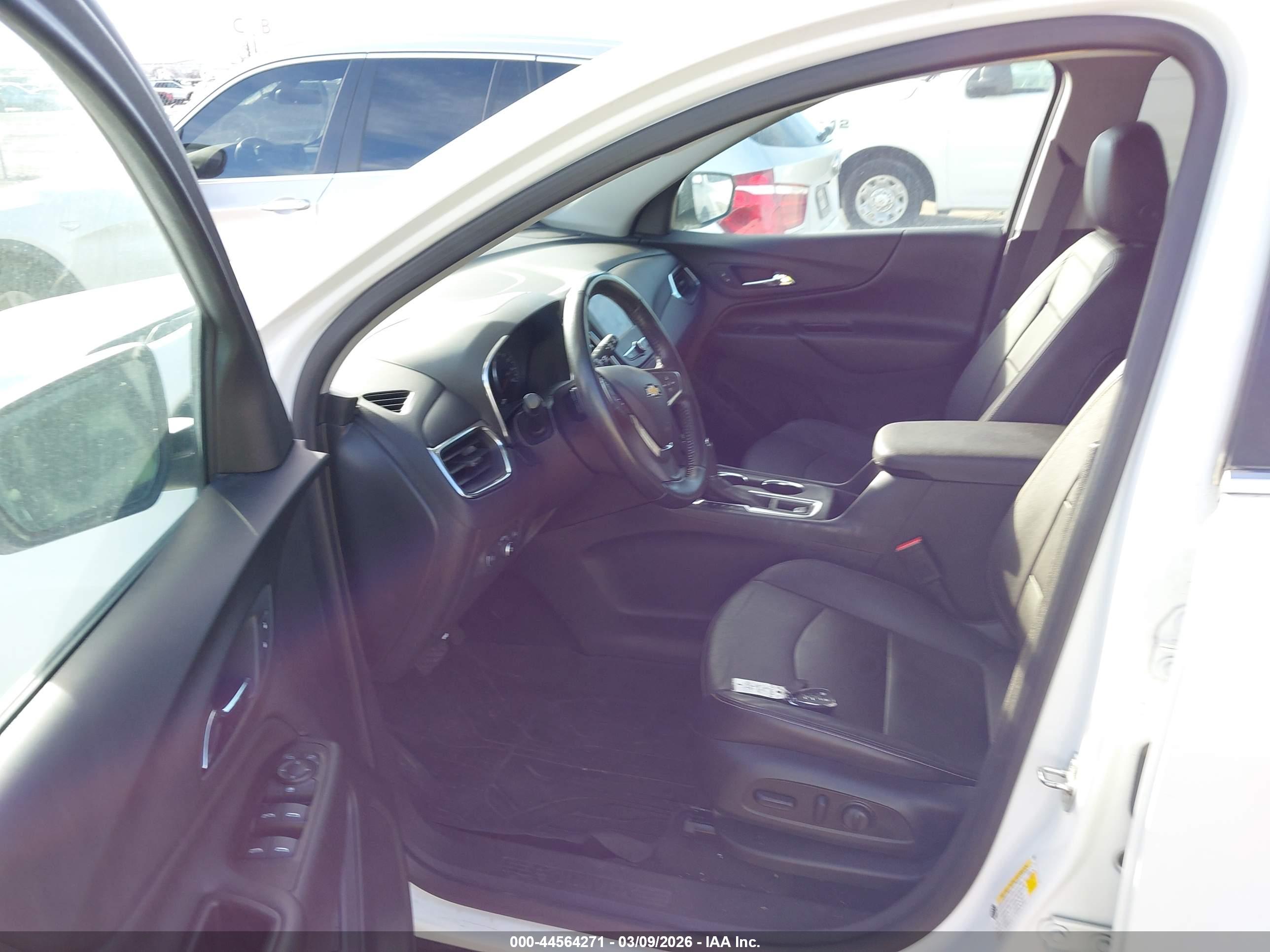 CHEVROLET EQUINOX image 5