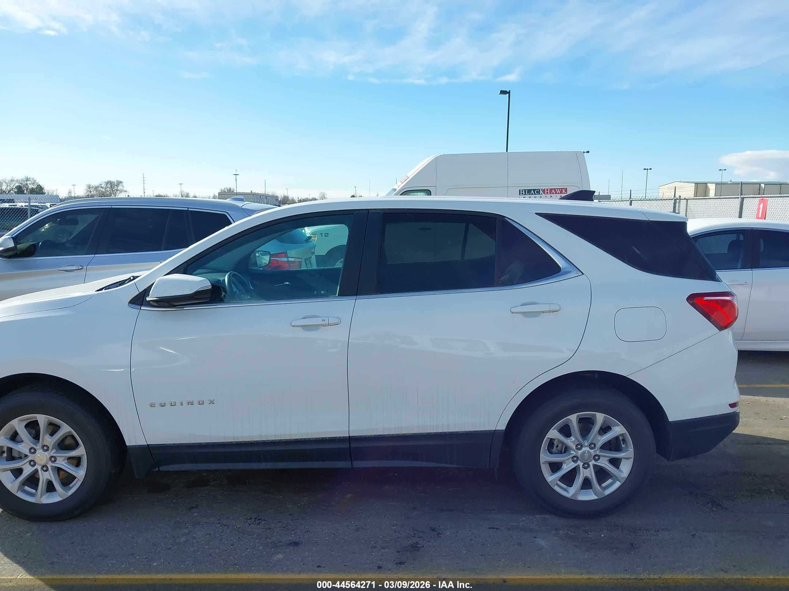 CHEVROLET EQUINOX image 6