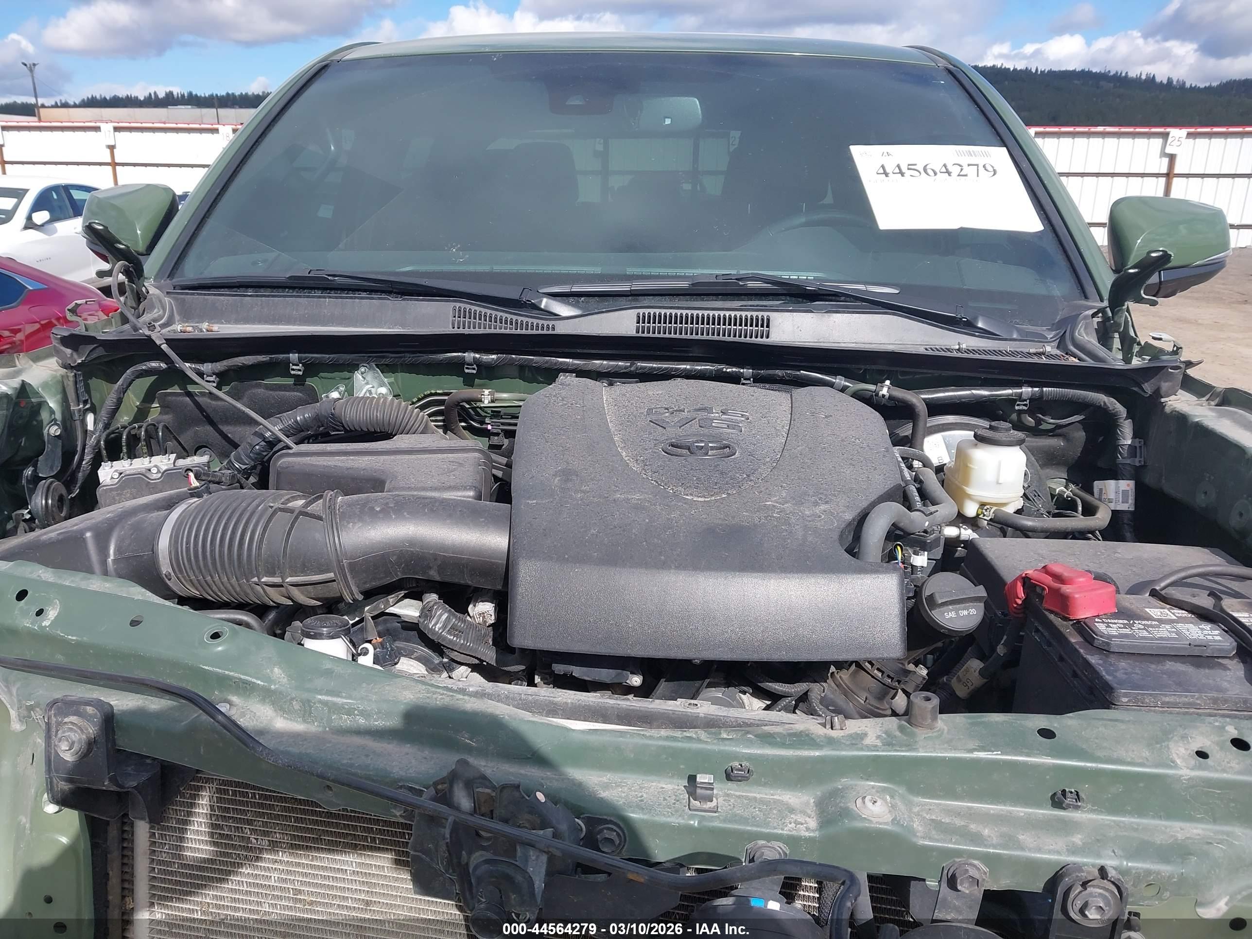 TOYOTA TACOMA image 10