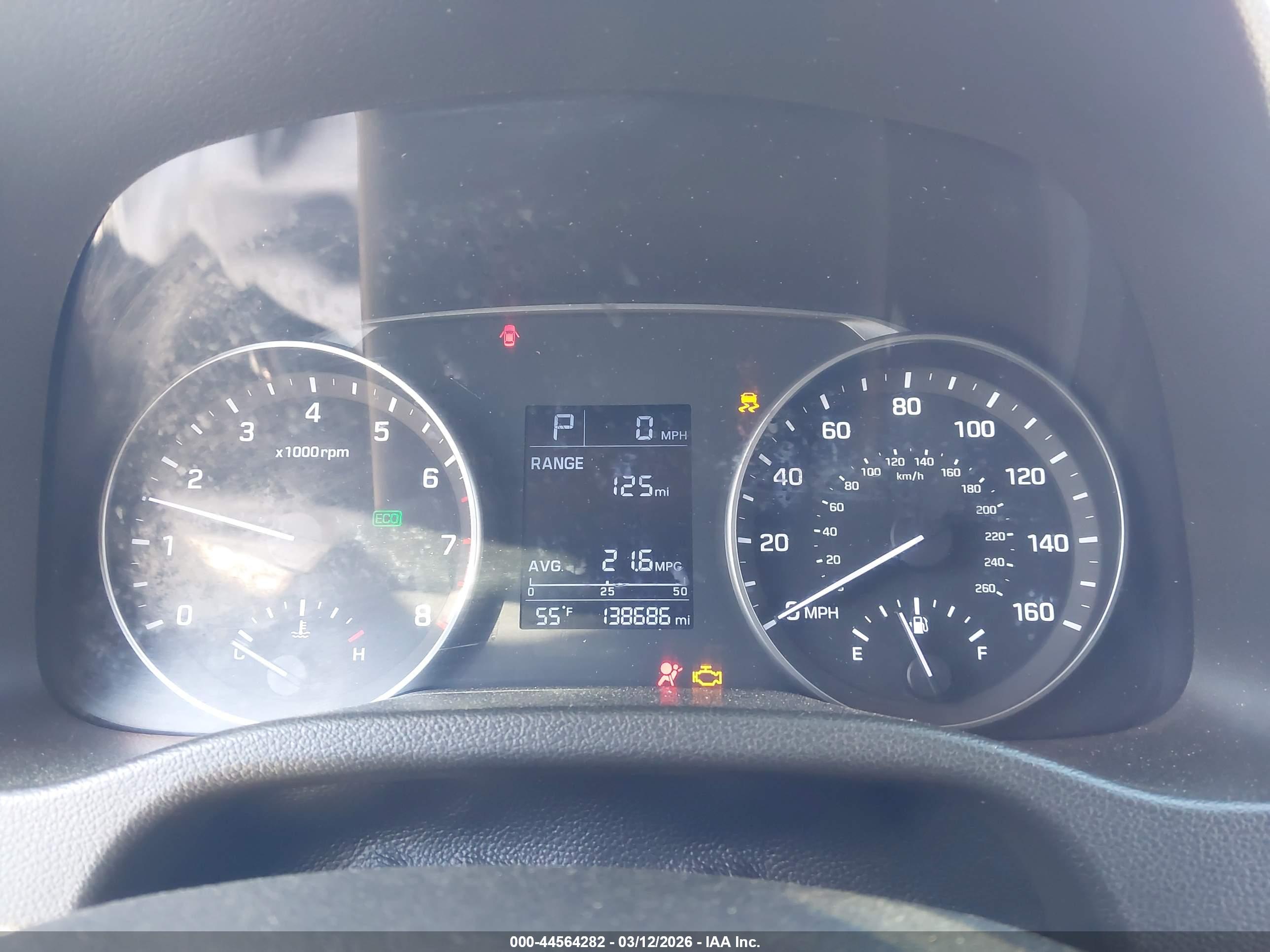 HYUNDAI ELANTRA image 7