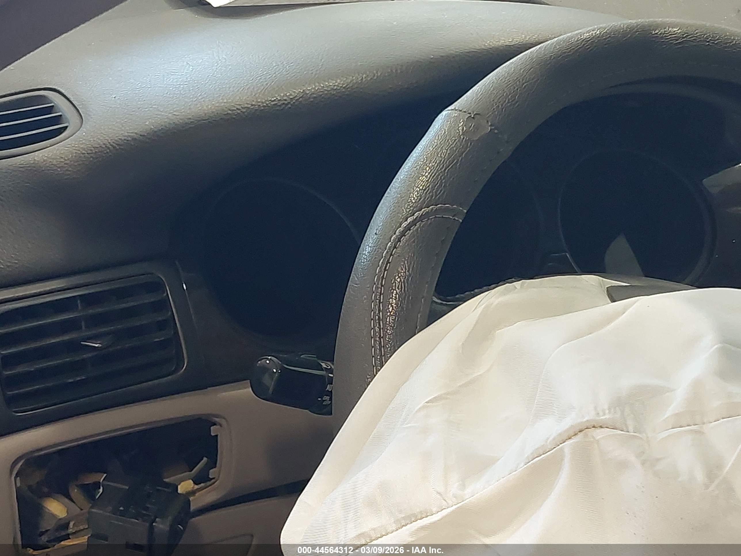 LEXUS ES image 7