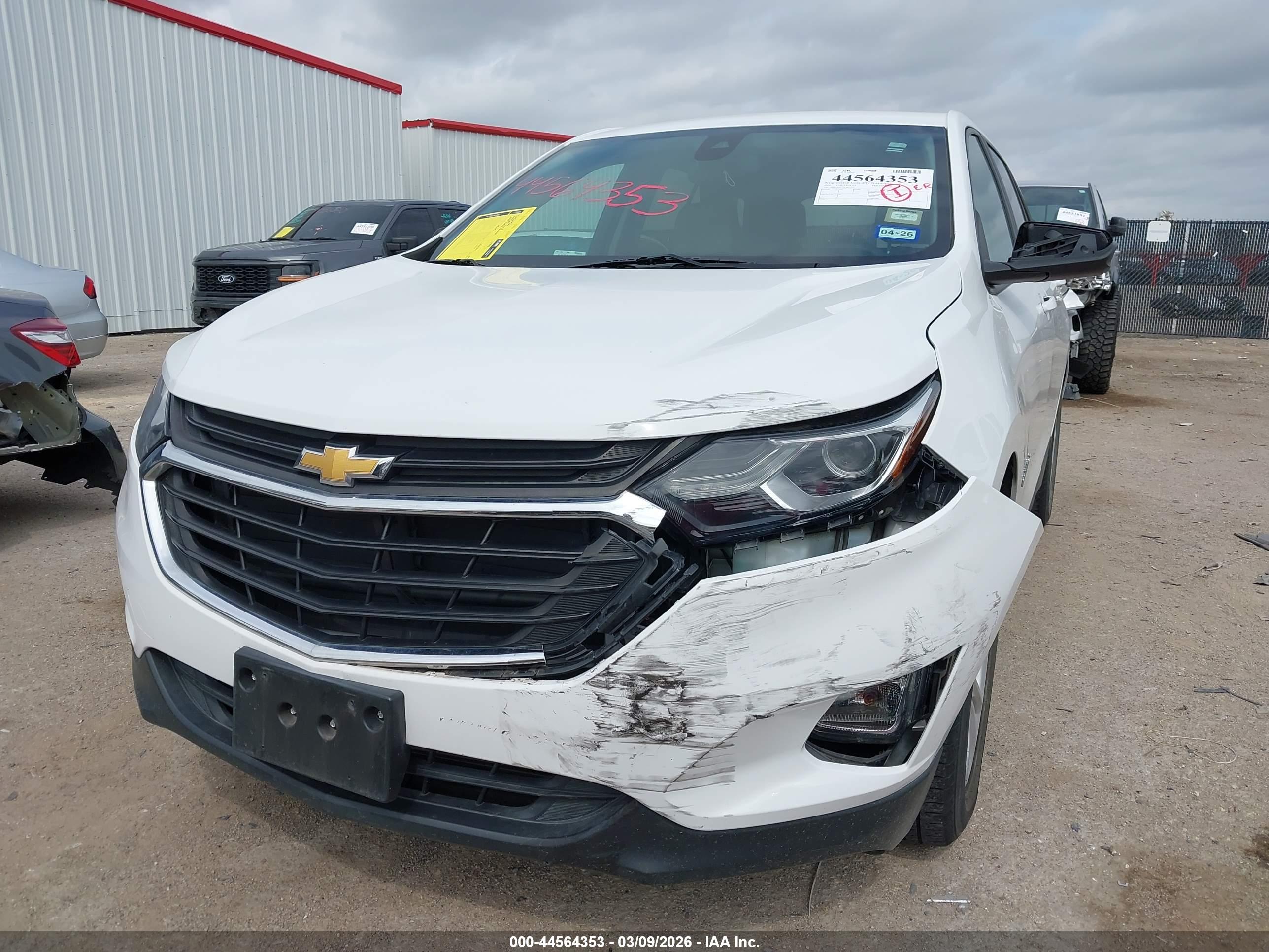 CHEVROLET EQUINOX image 6
