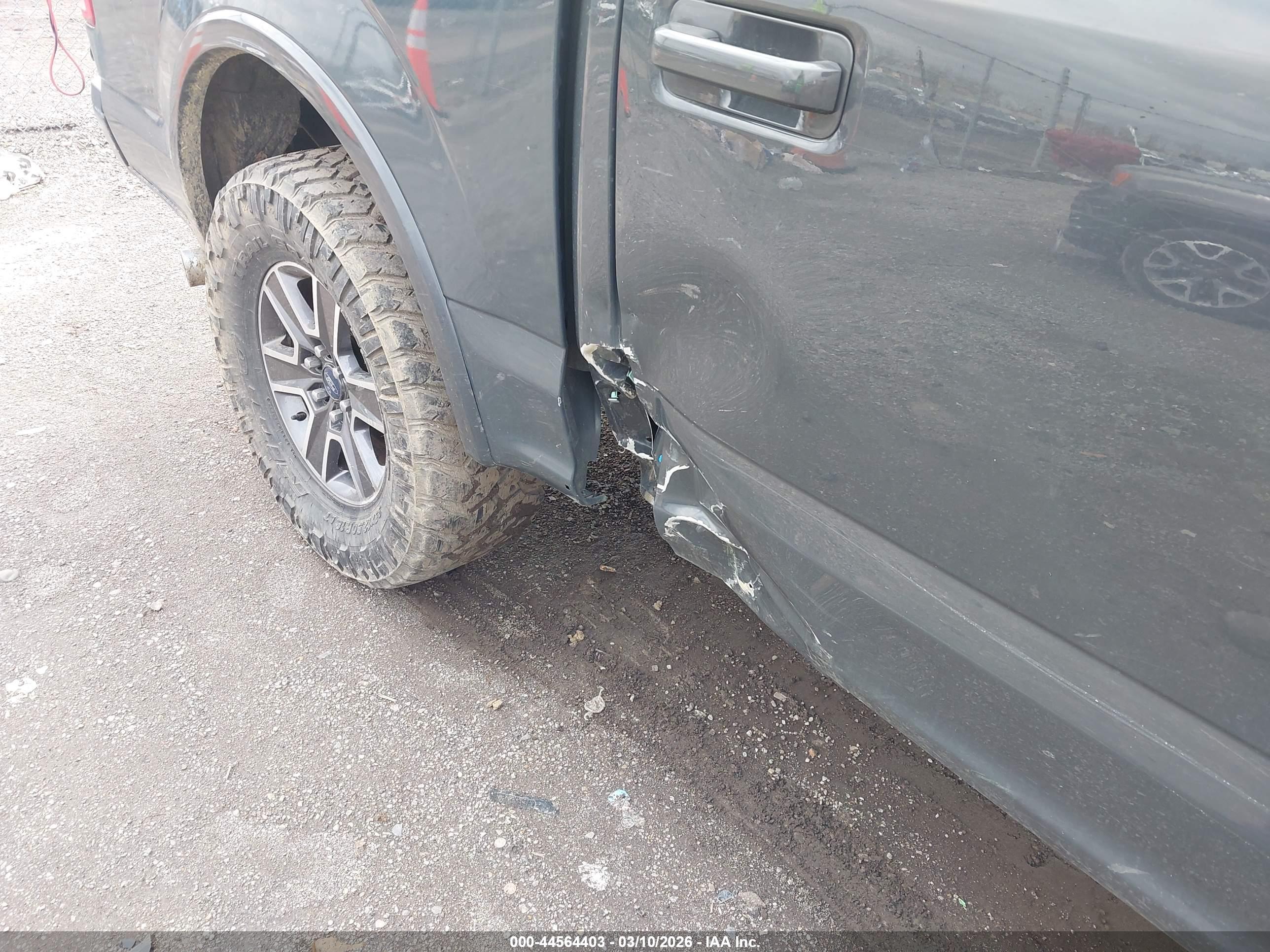 FORD F-150 image 6
