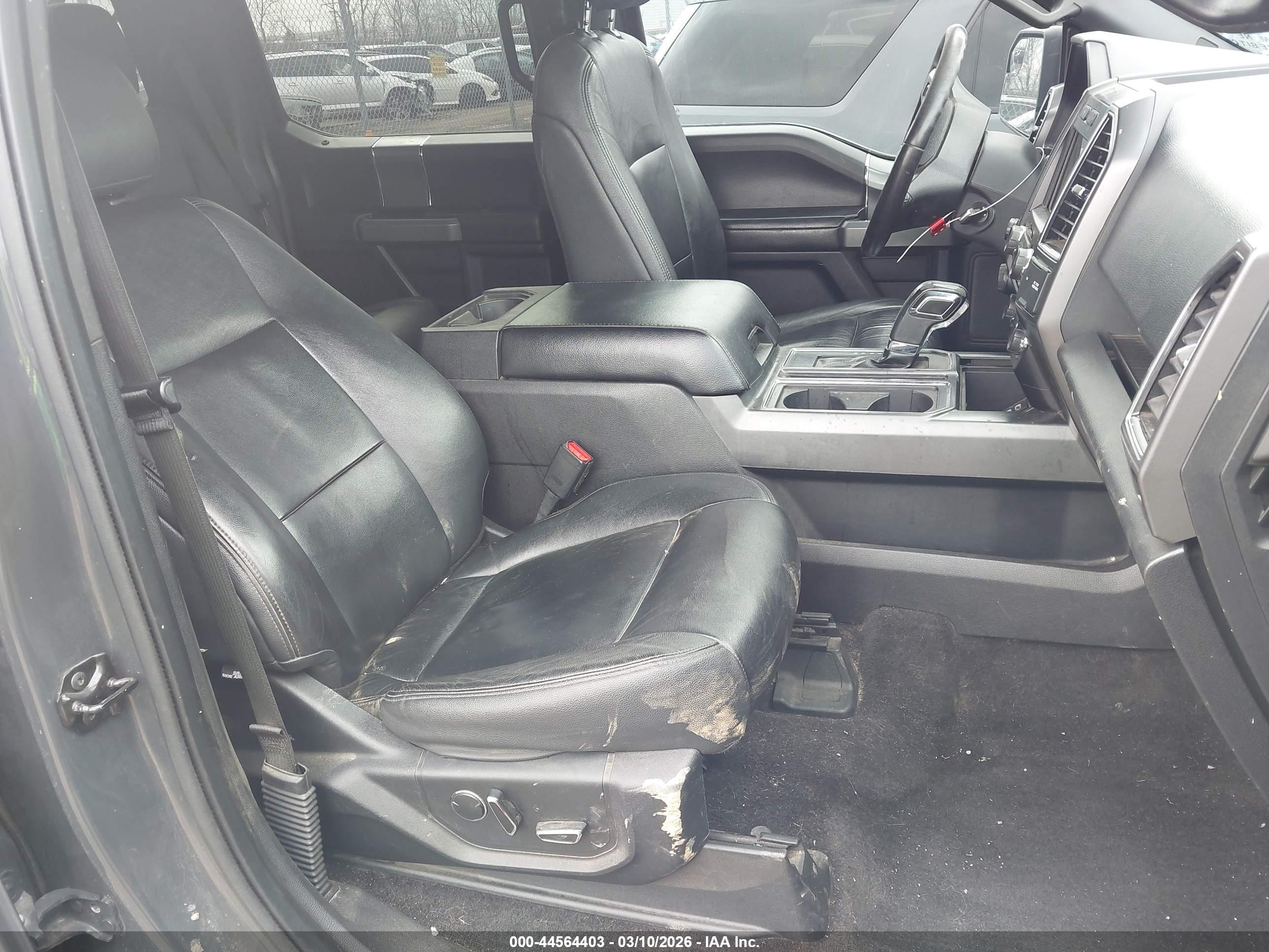 FORD F-150 image 8