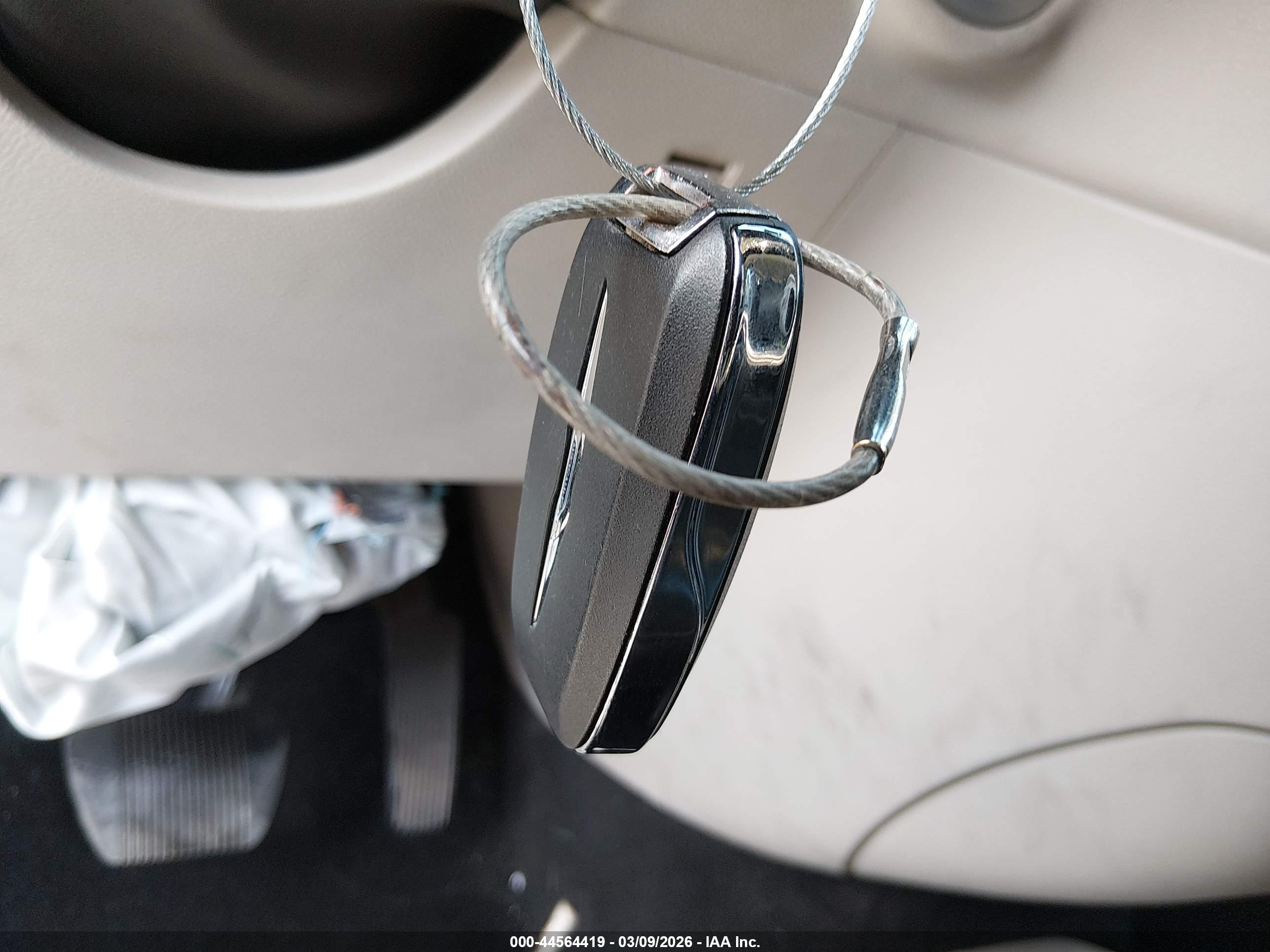 CHRYSLER PACIFICA image 11