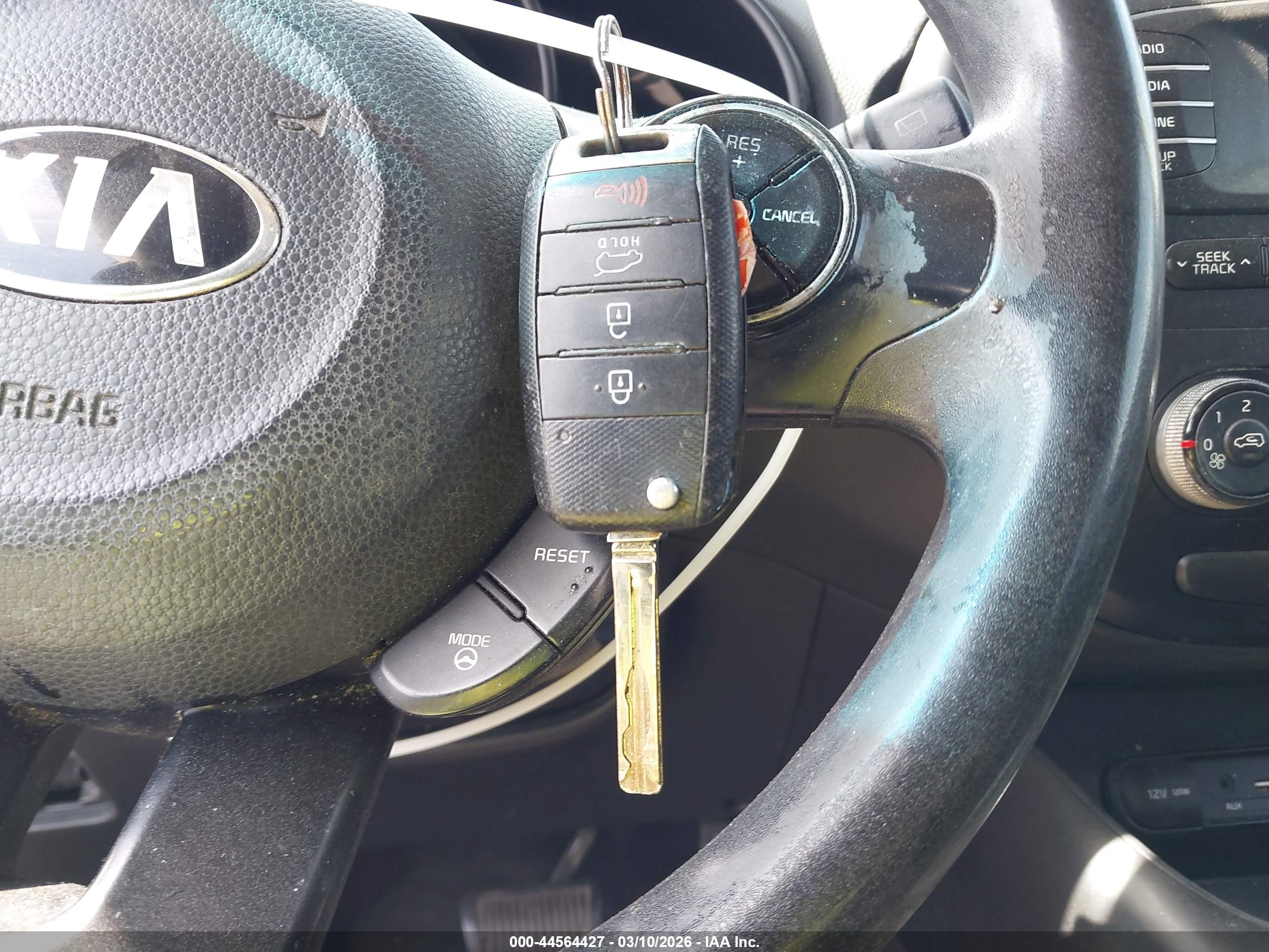 KIA SOUL image 11