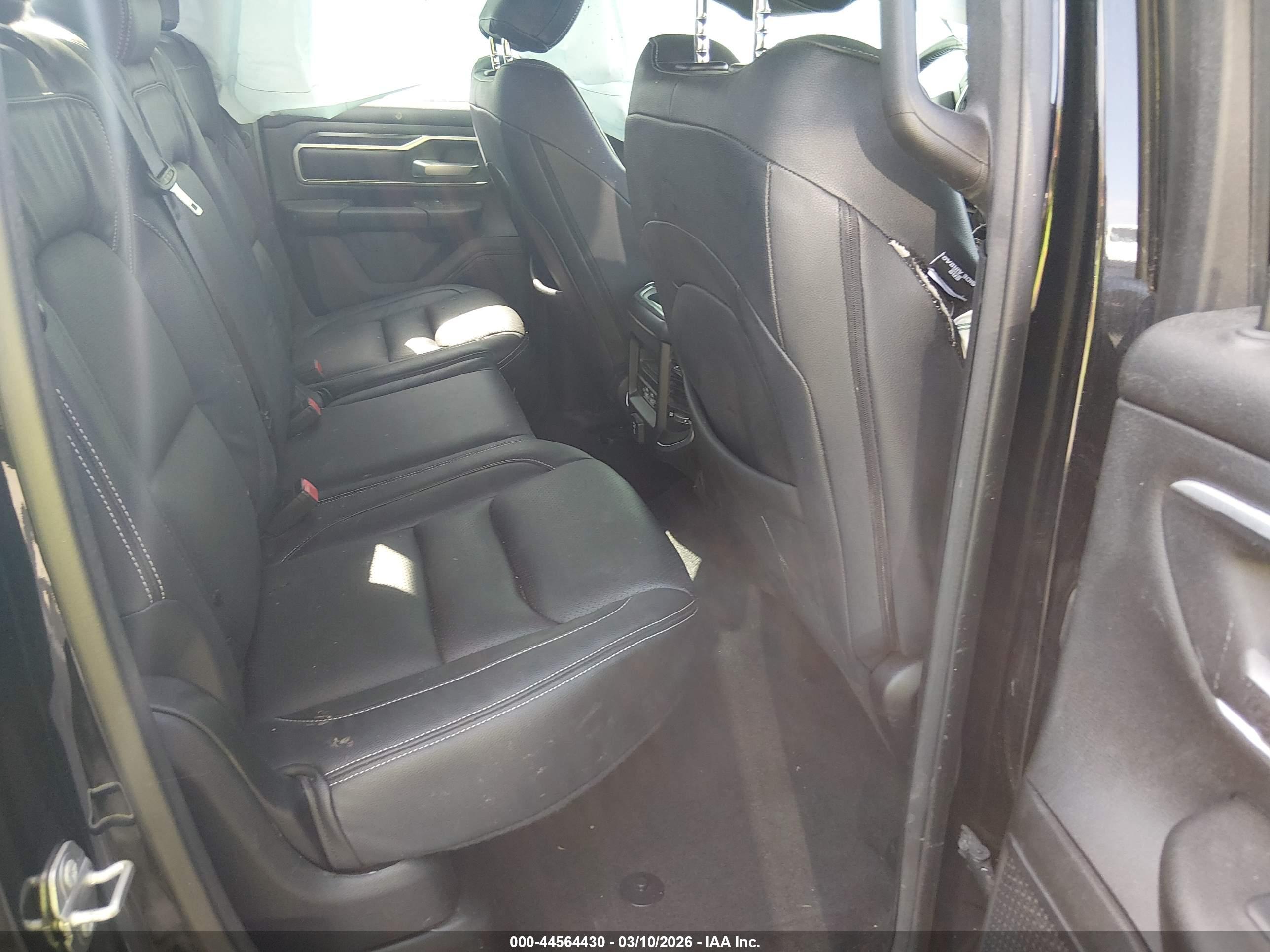 RAM 1500 image 8